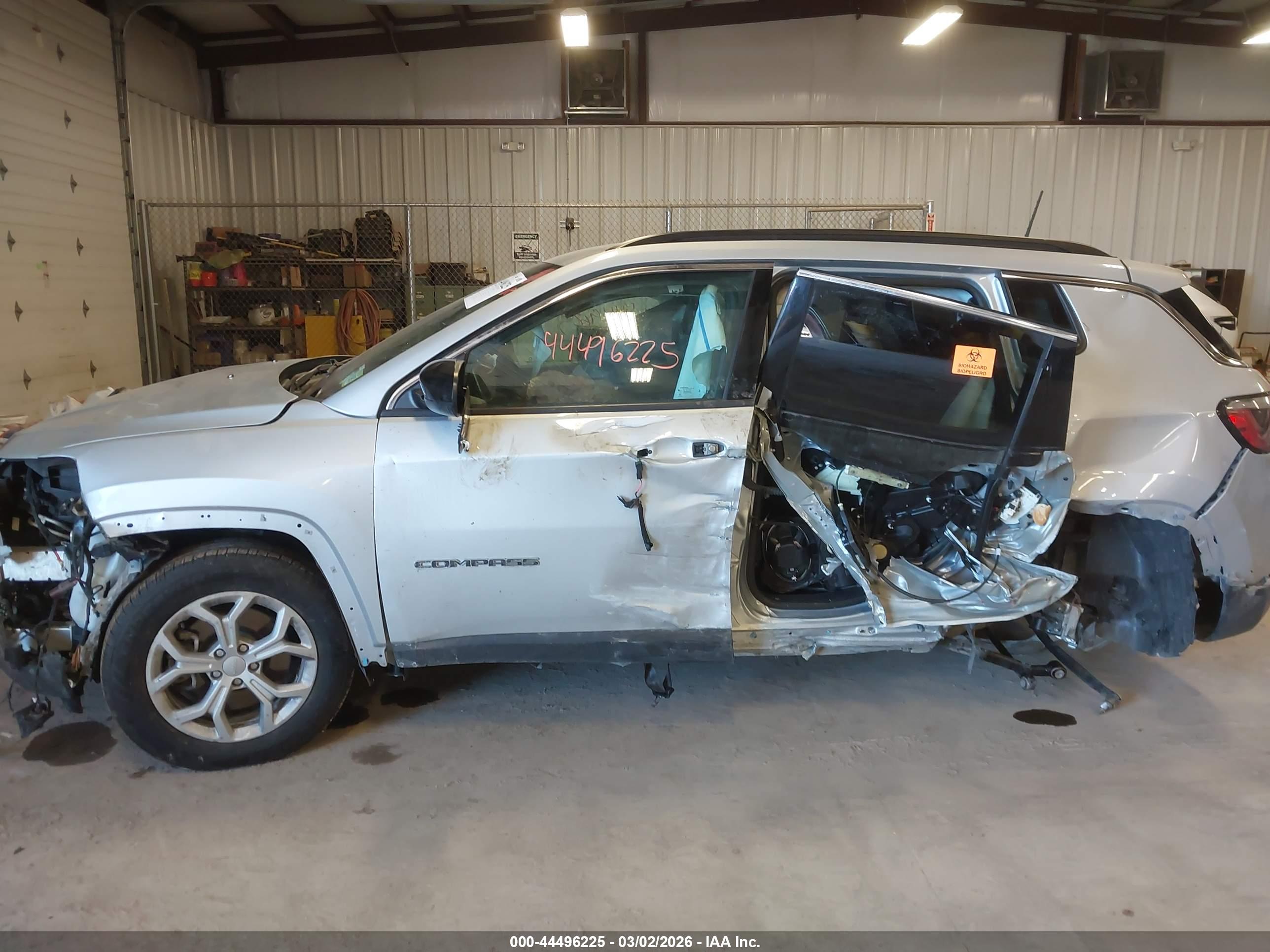 JEEP COMPASS image 6