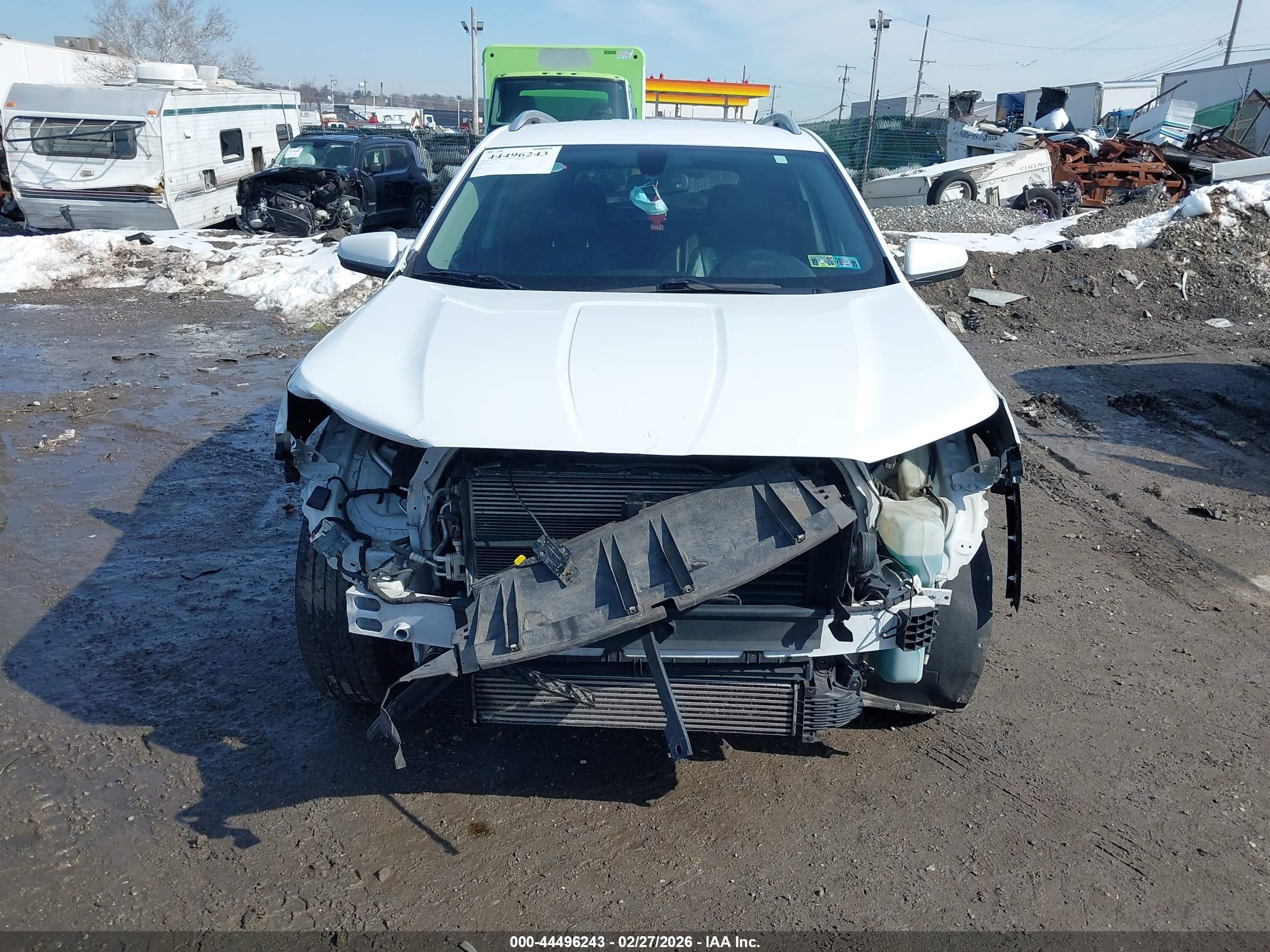 GMC TERRAIN image 6