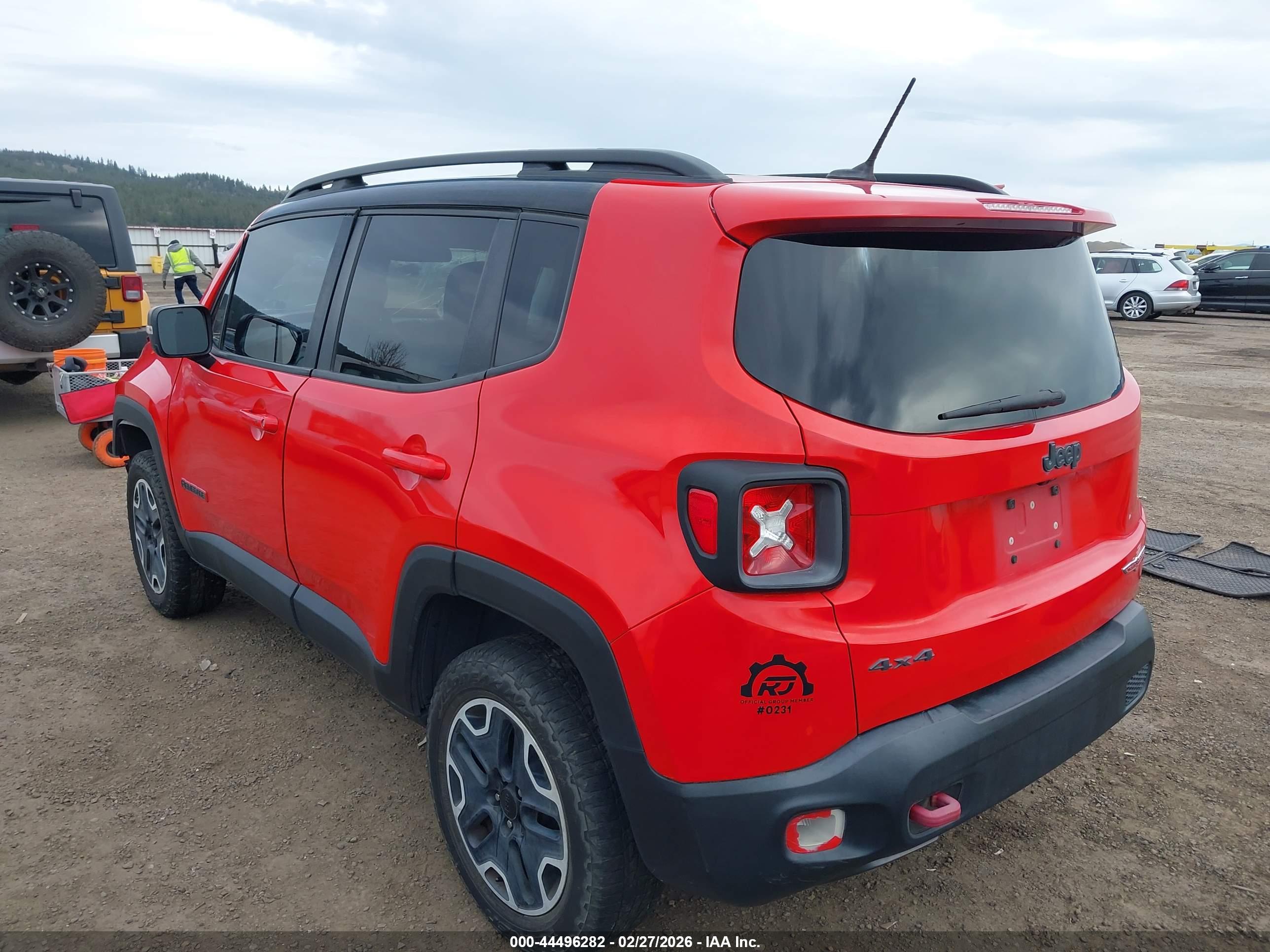 JEEP RENEGADE image 3