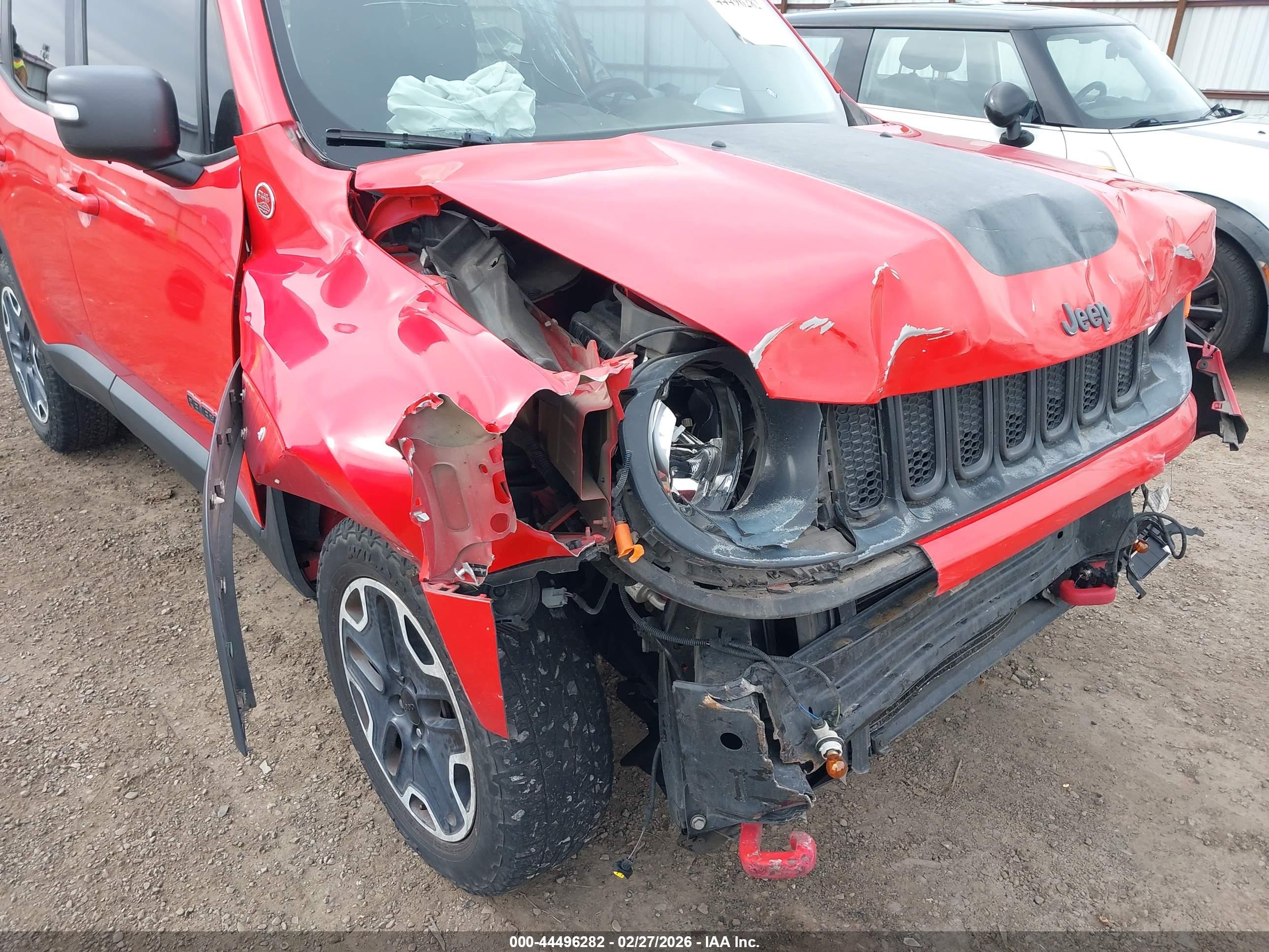 JEEP RENEGADE image 6