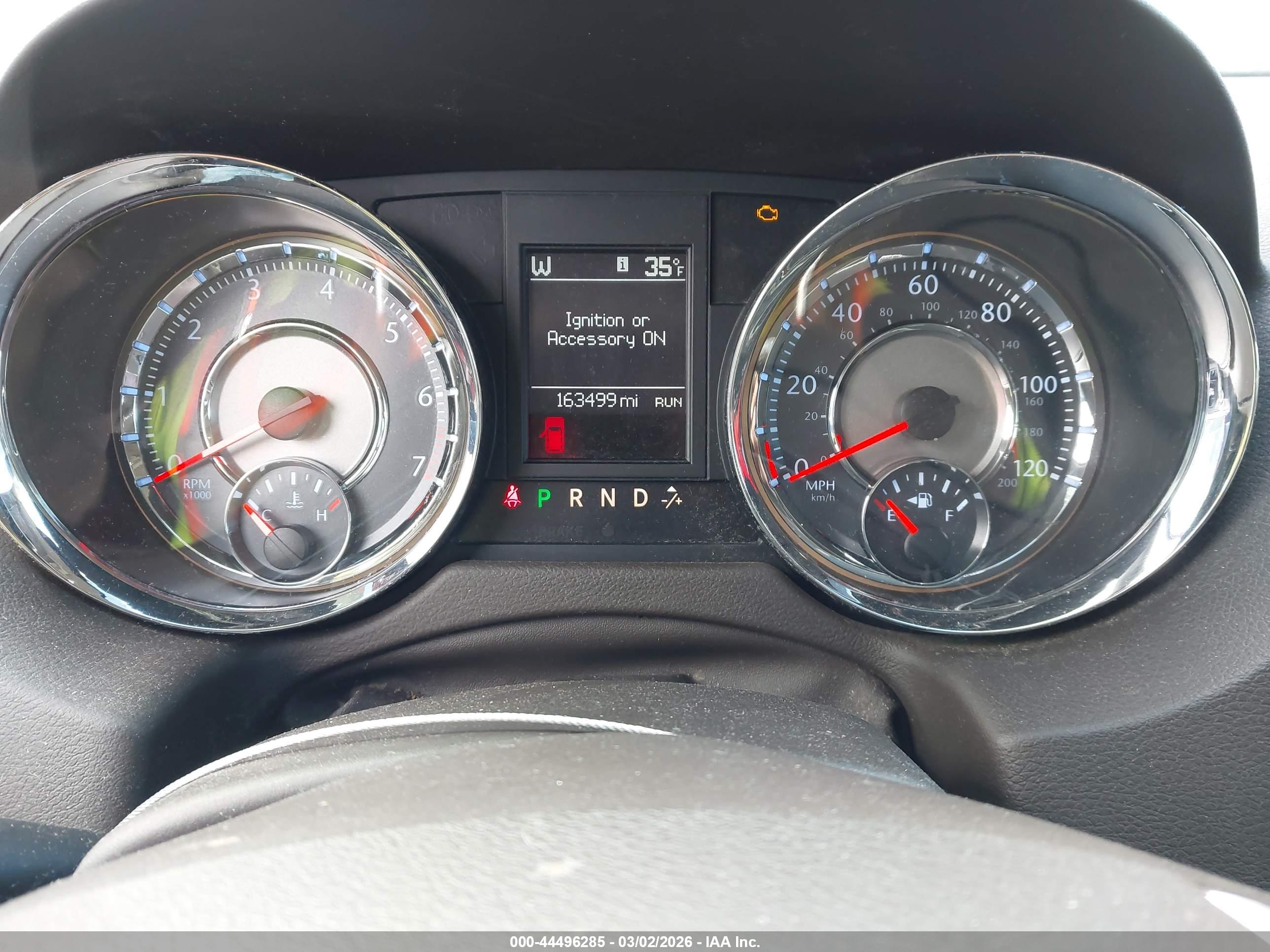 CHRYSLER TOWN image 7