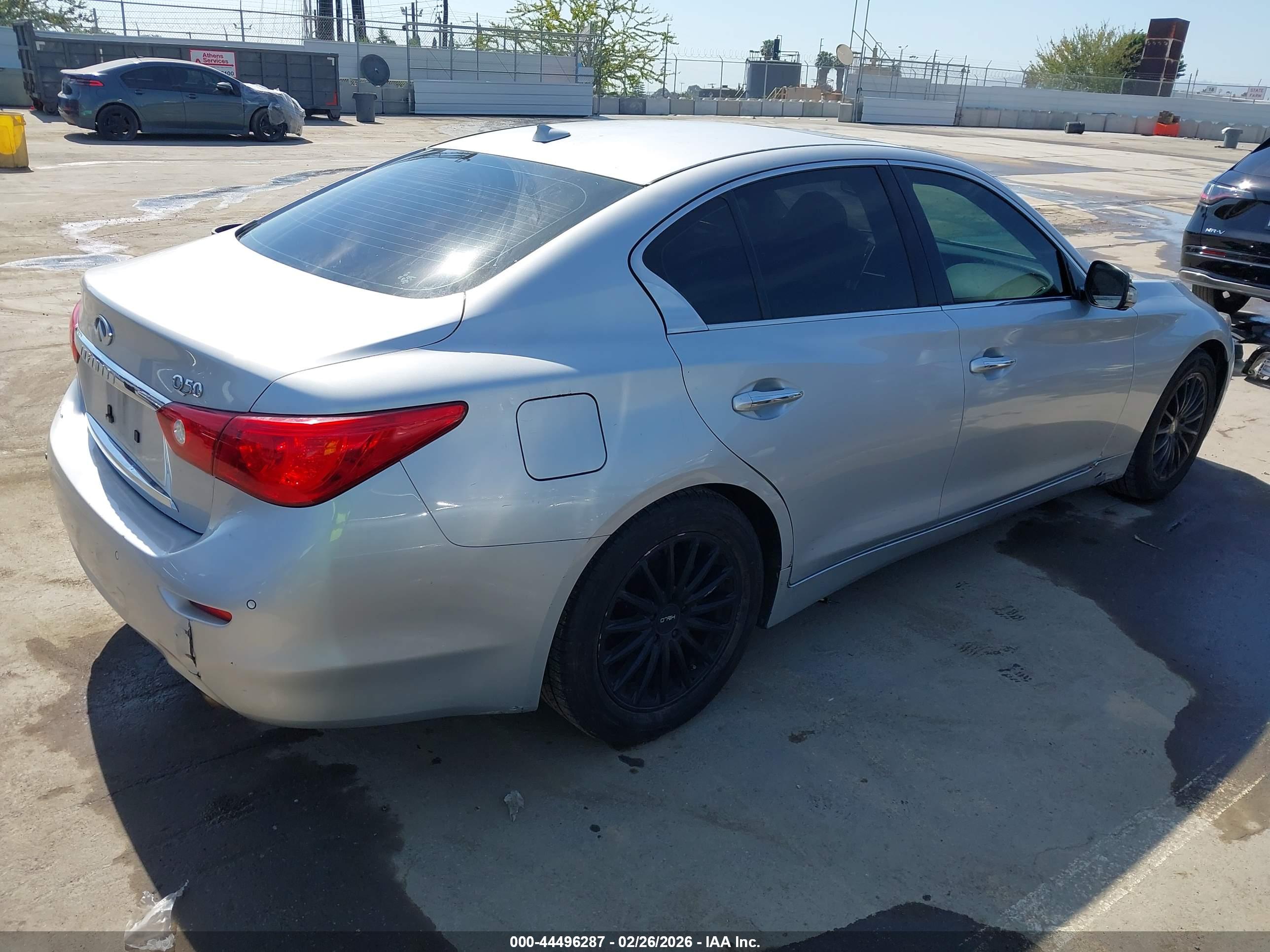 INFINITI Q50 image 4