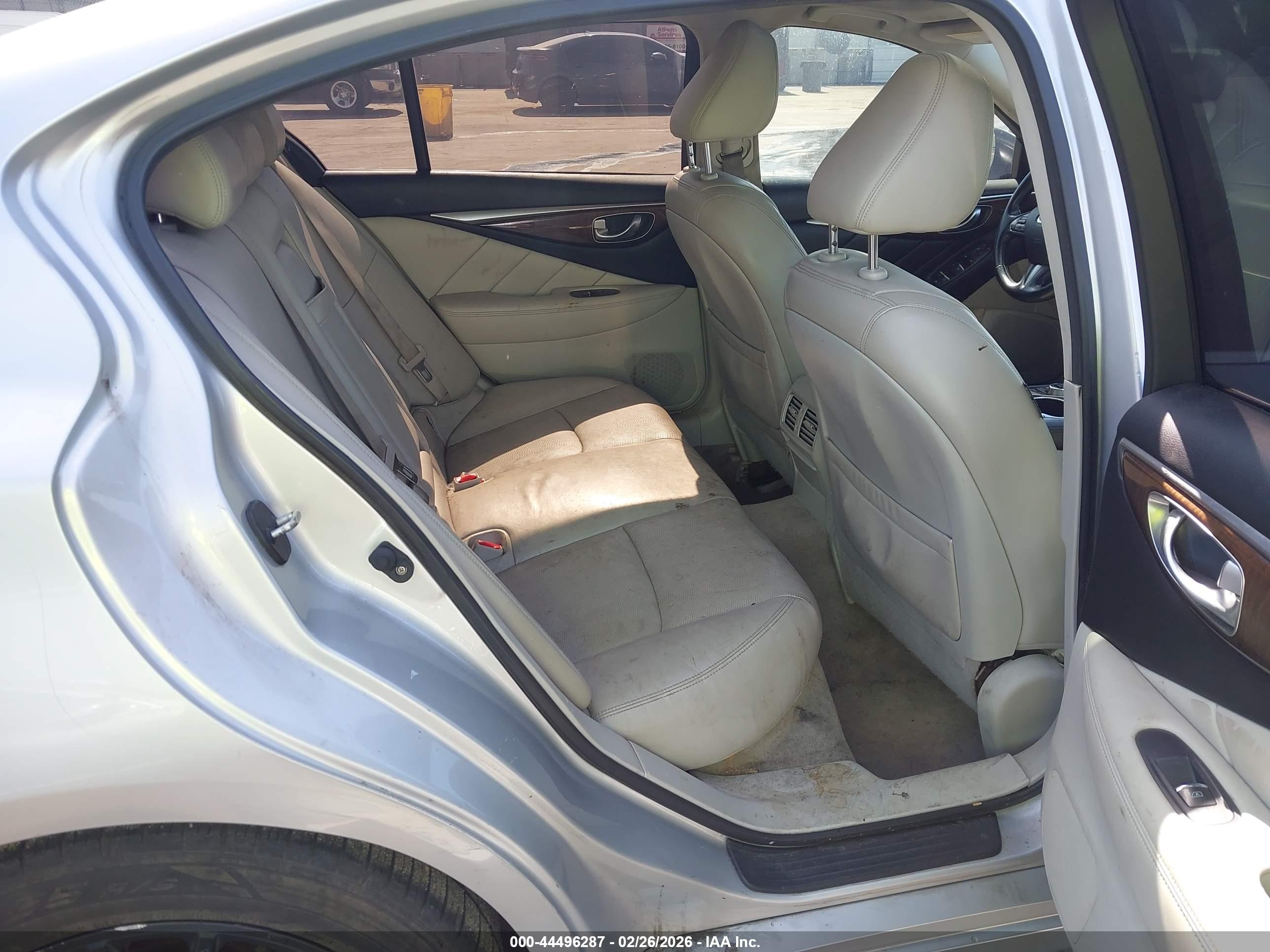 INFINITI Q50 image 8