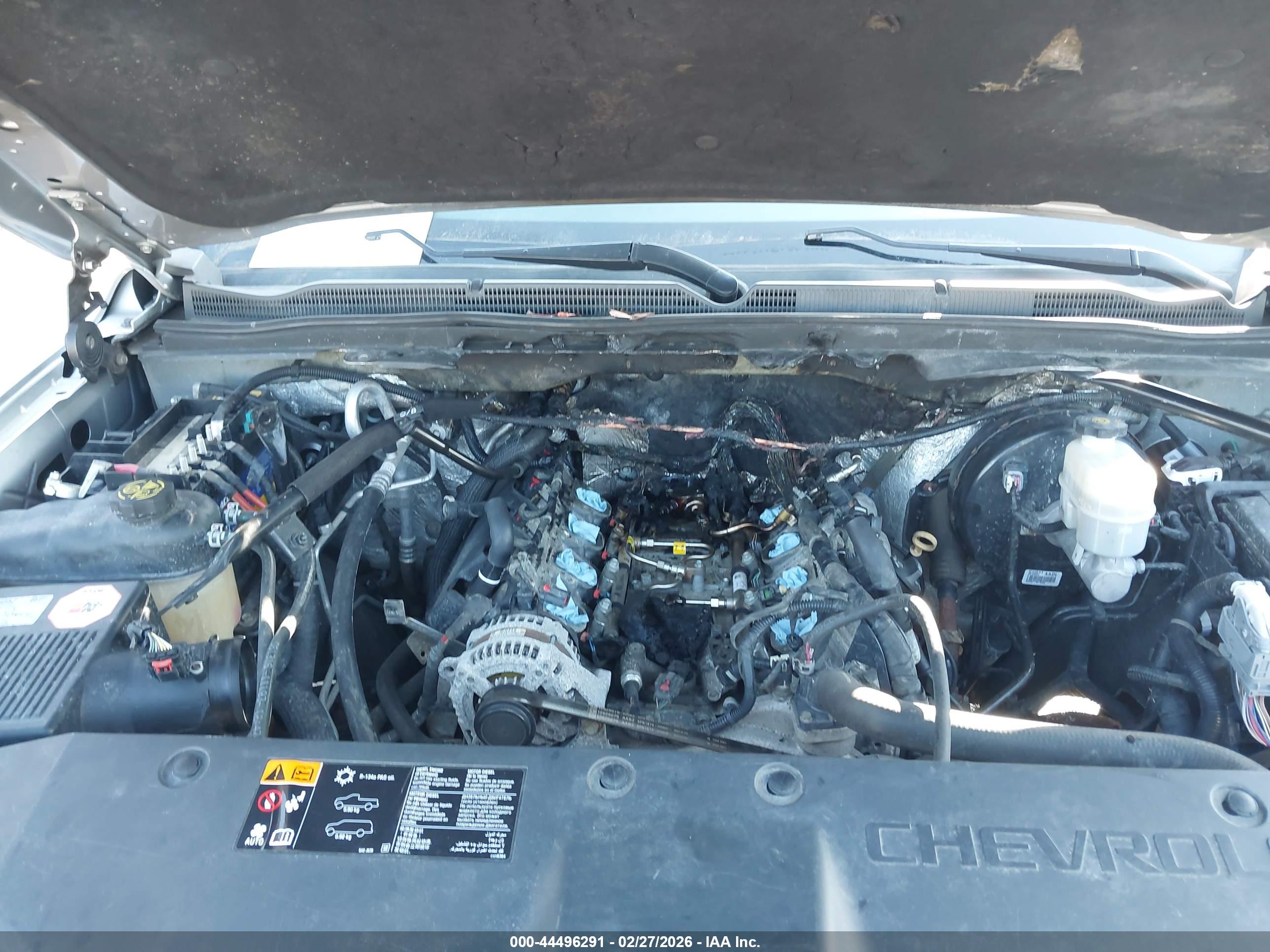 CHEVROLET SUBURBAN image 10