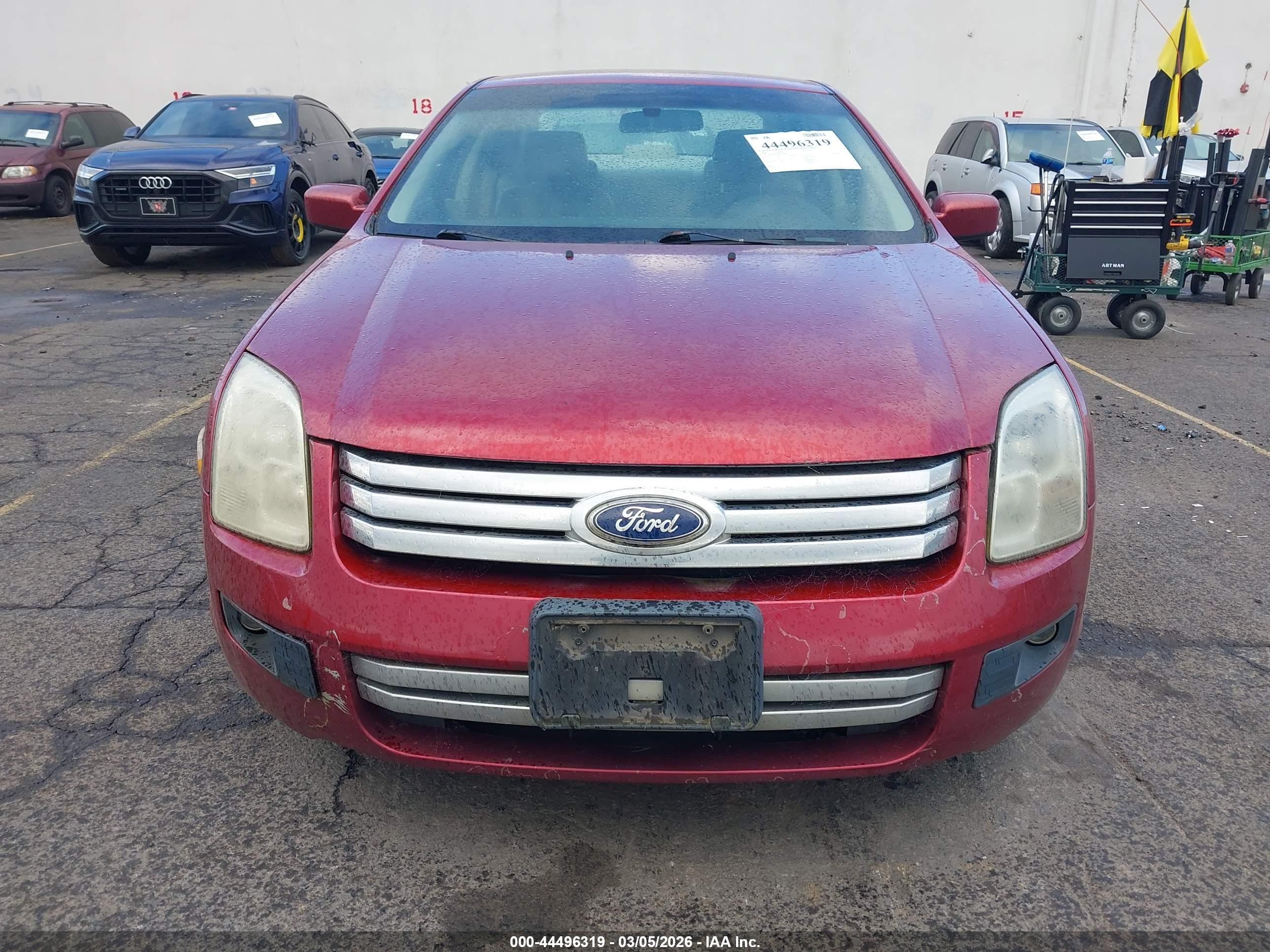 FORD FUSION image 6