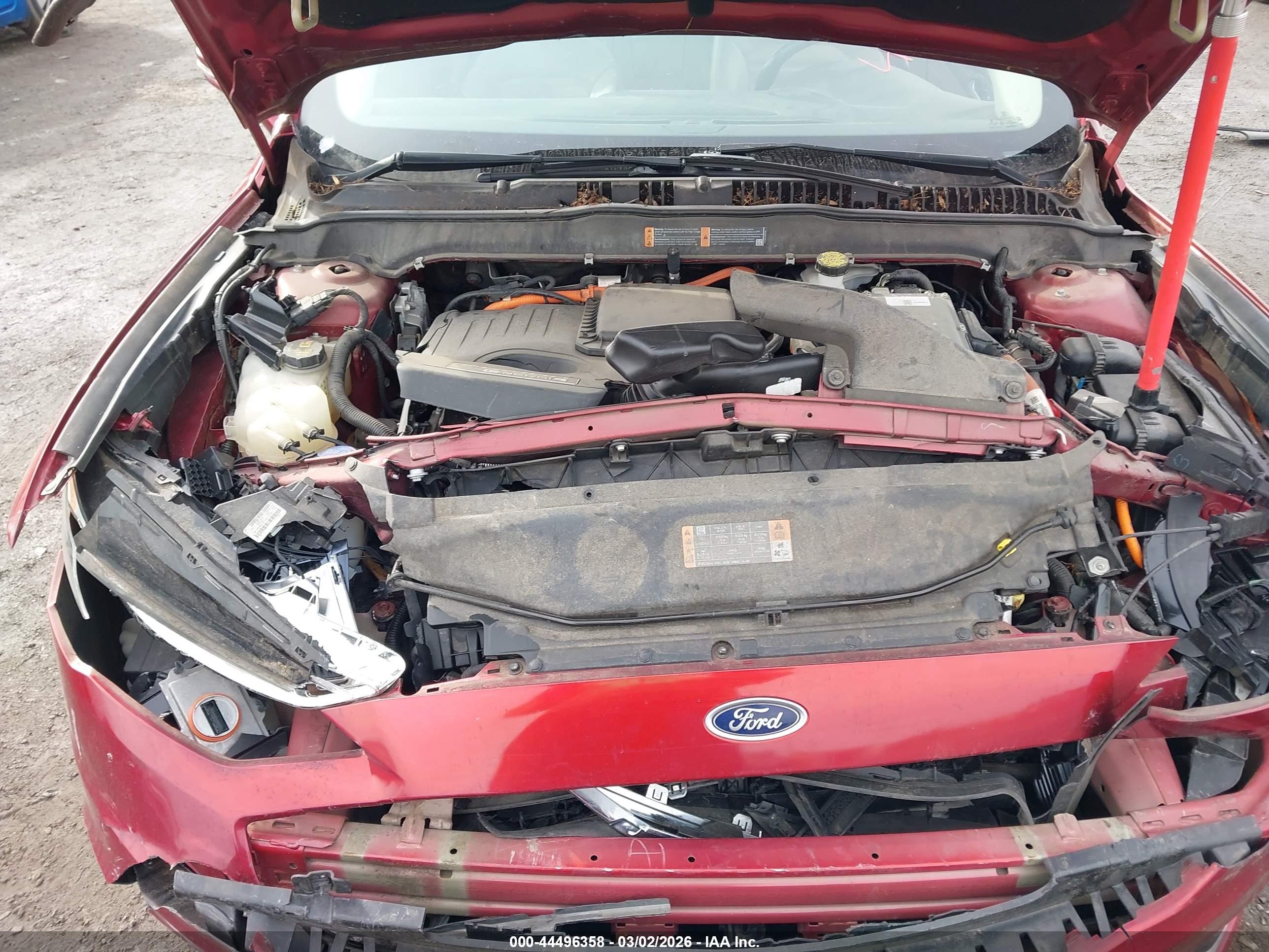 FORD FUSION image 10