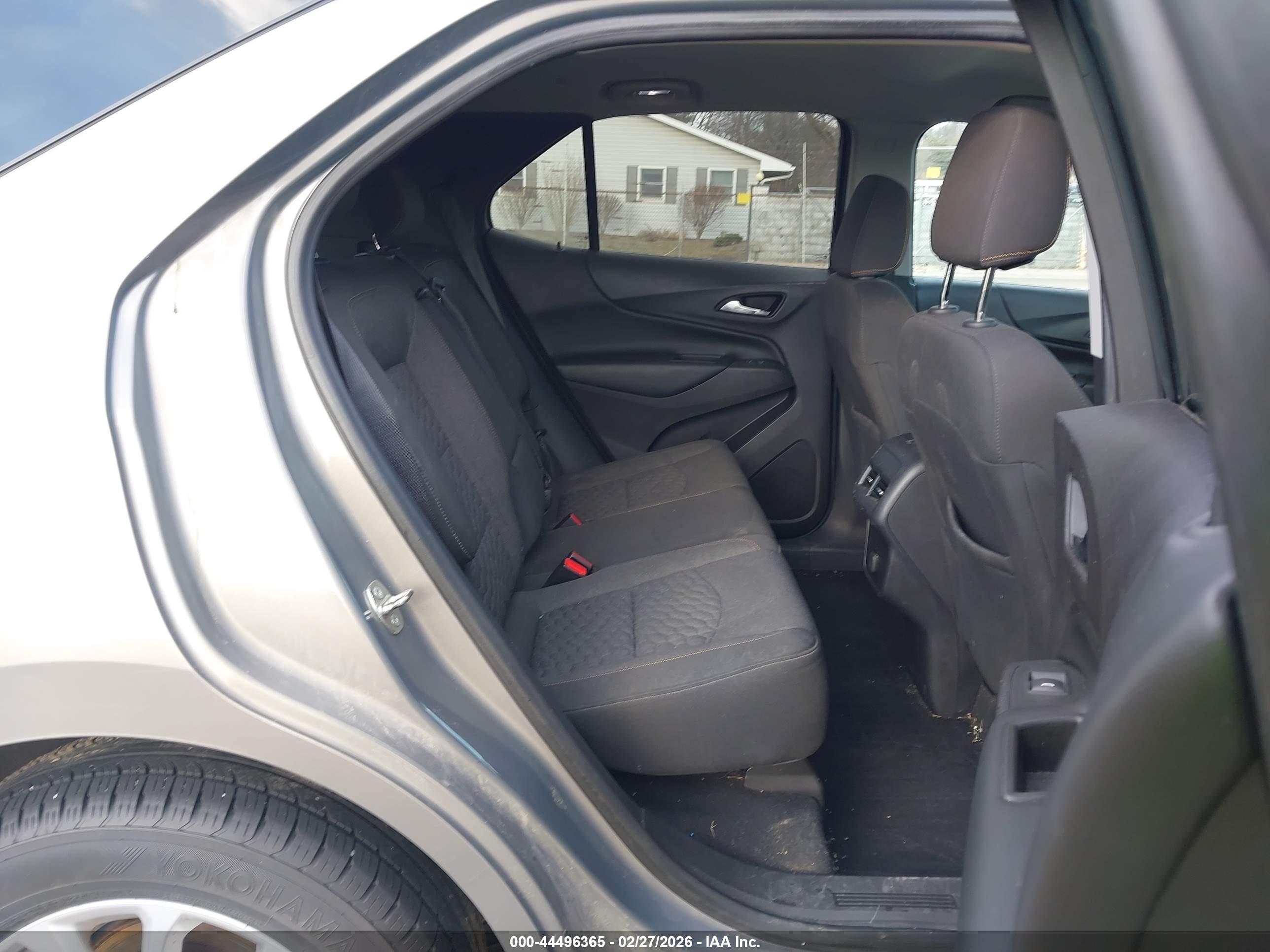 CHEVROLET EQUINOX image 8