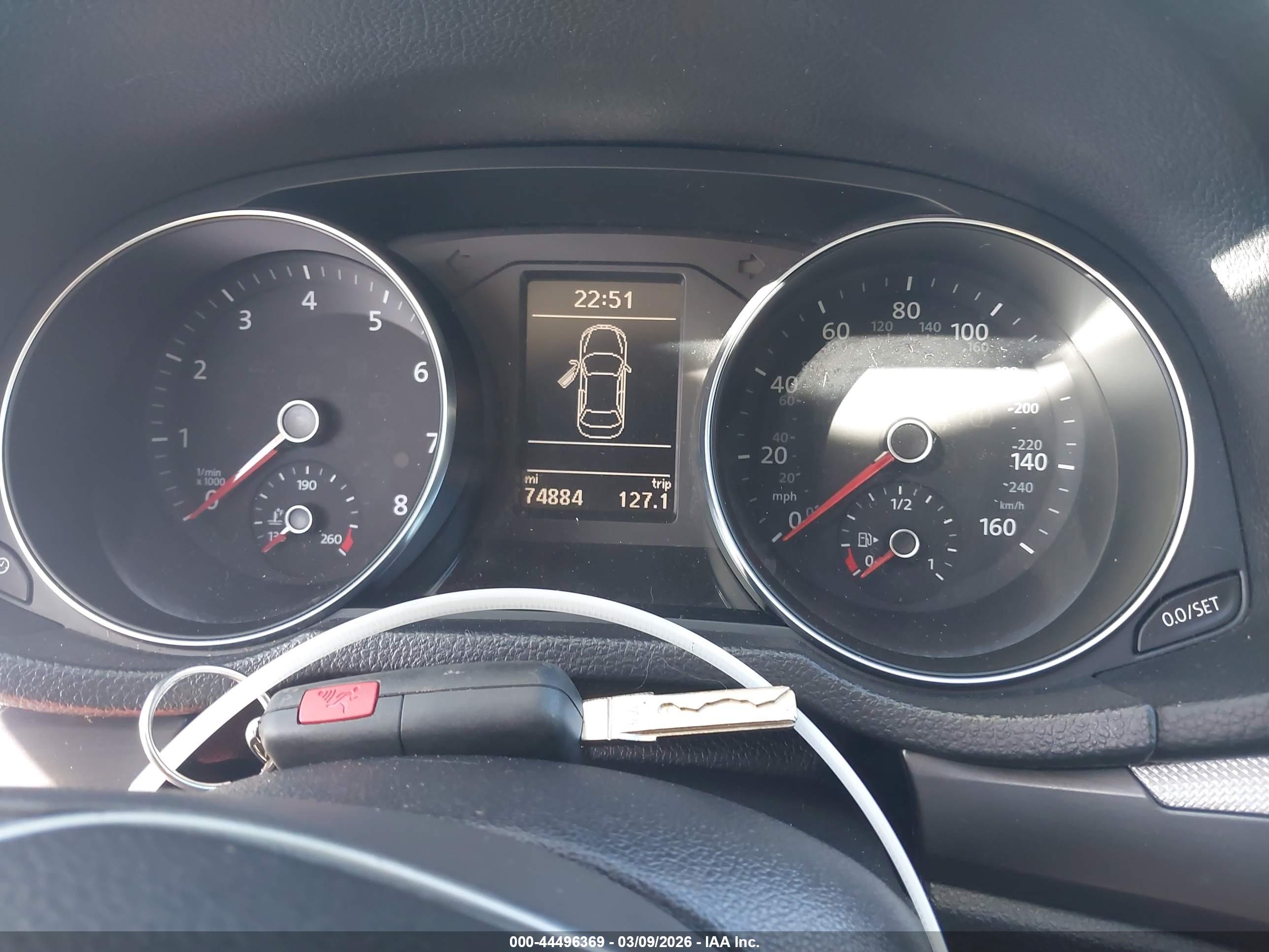 VOLKSWAGEN PASSAT image 7