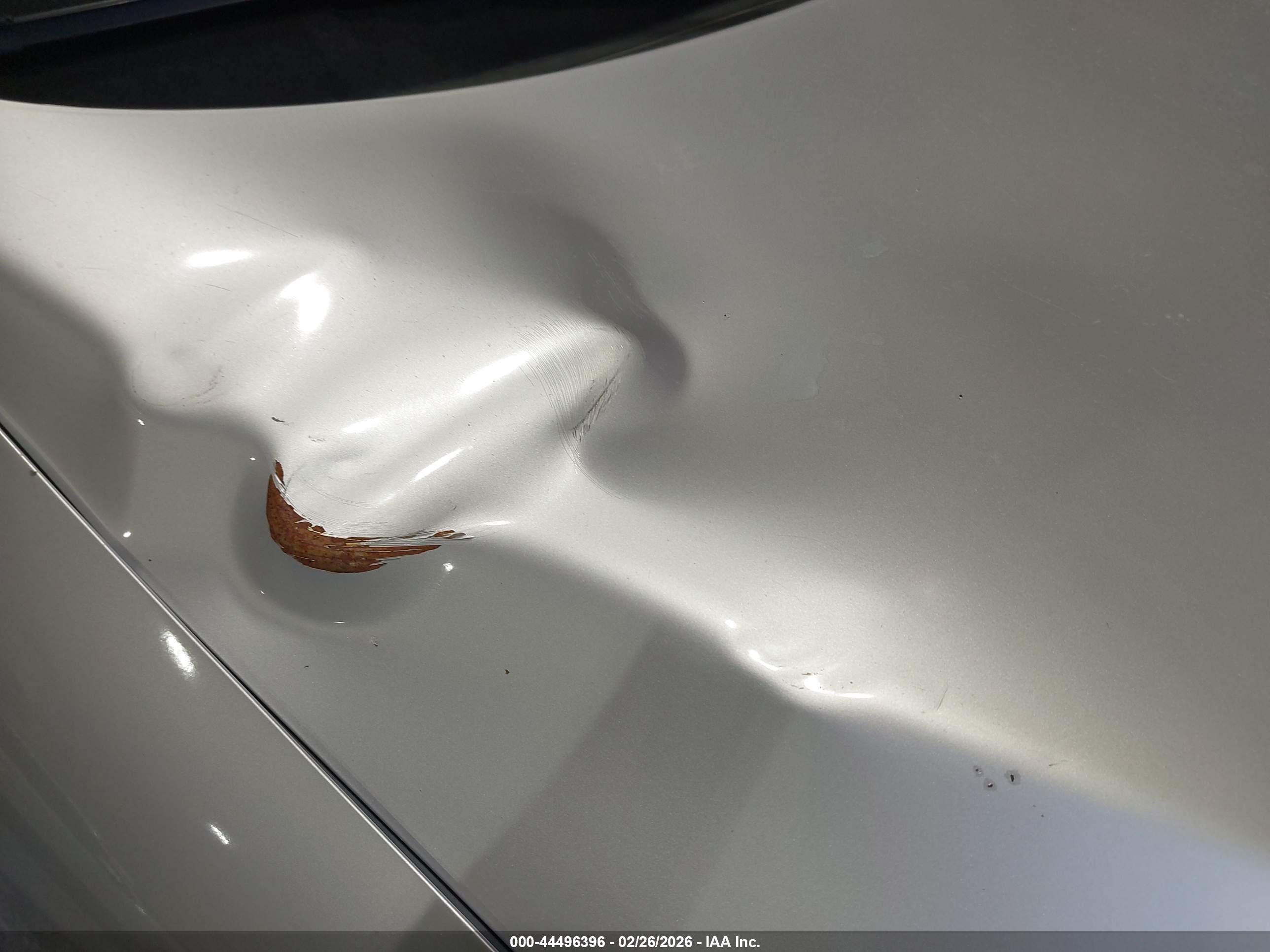NISSAN QUEST image 6