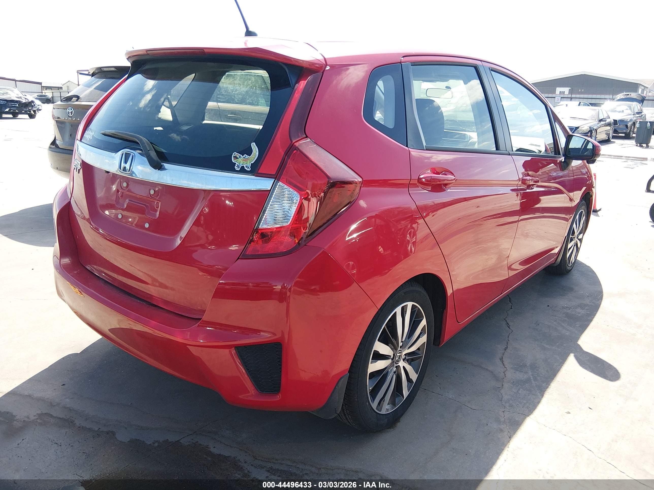 HONDA FIT image 4