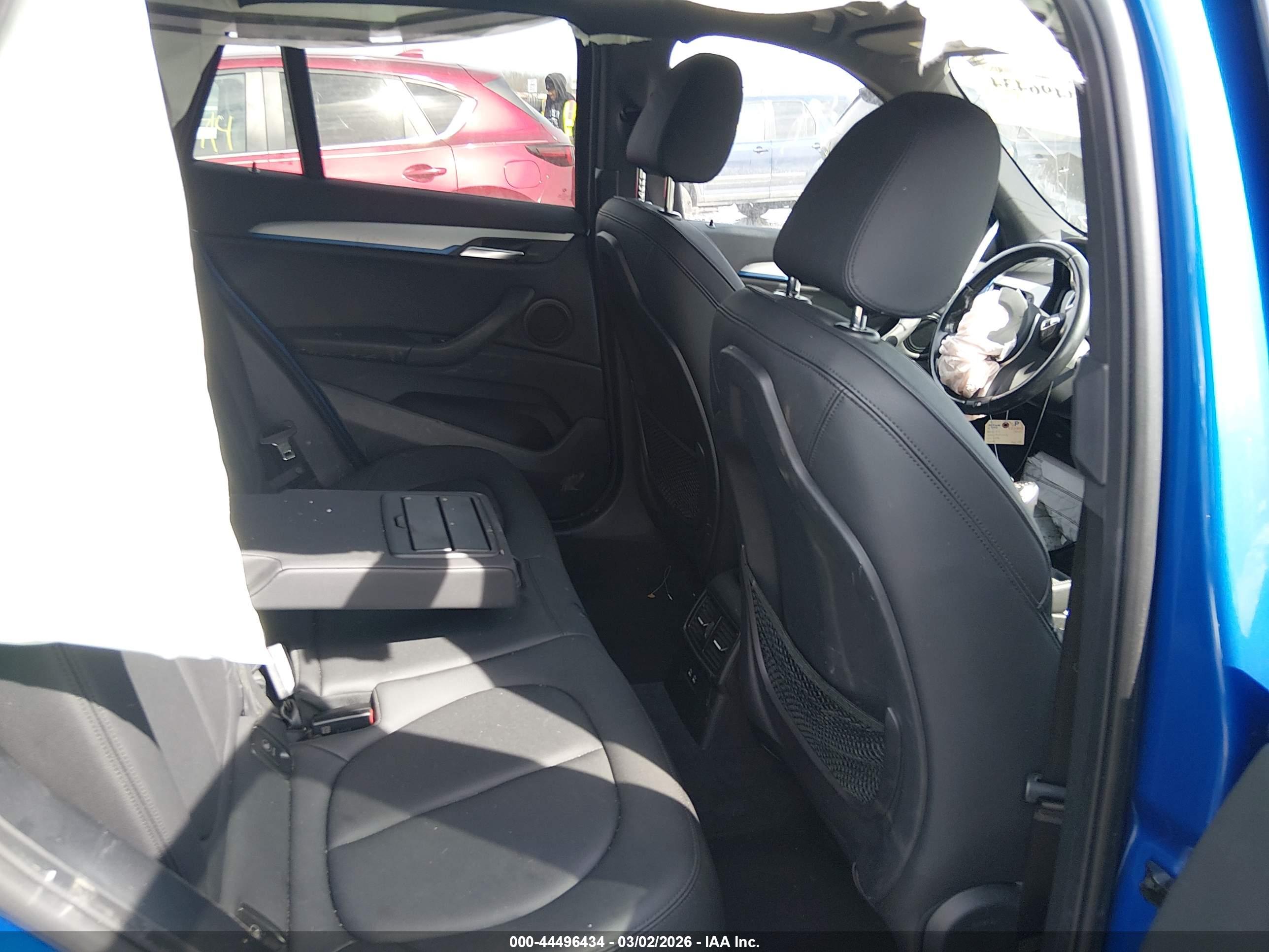 BMW X1 image 8