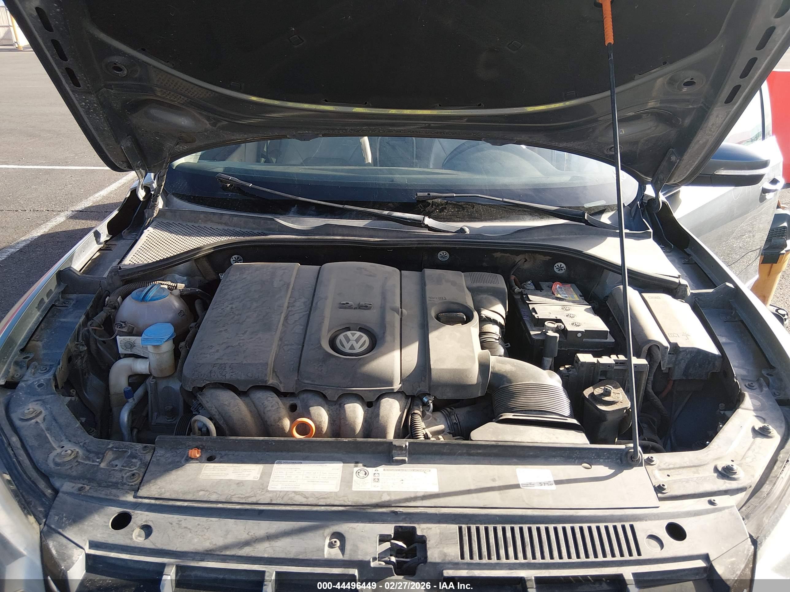 VOLKSWAGEN PASSAT image 10