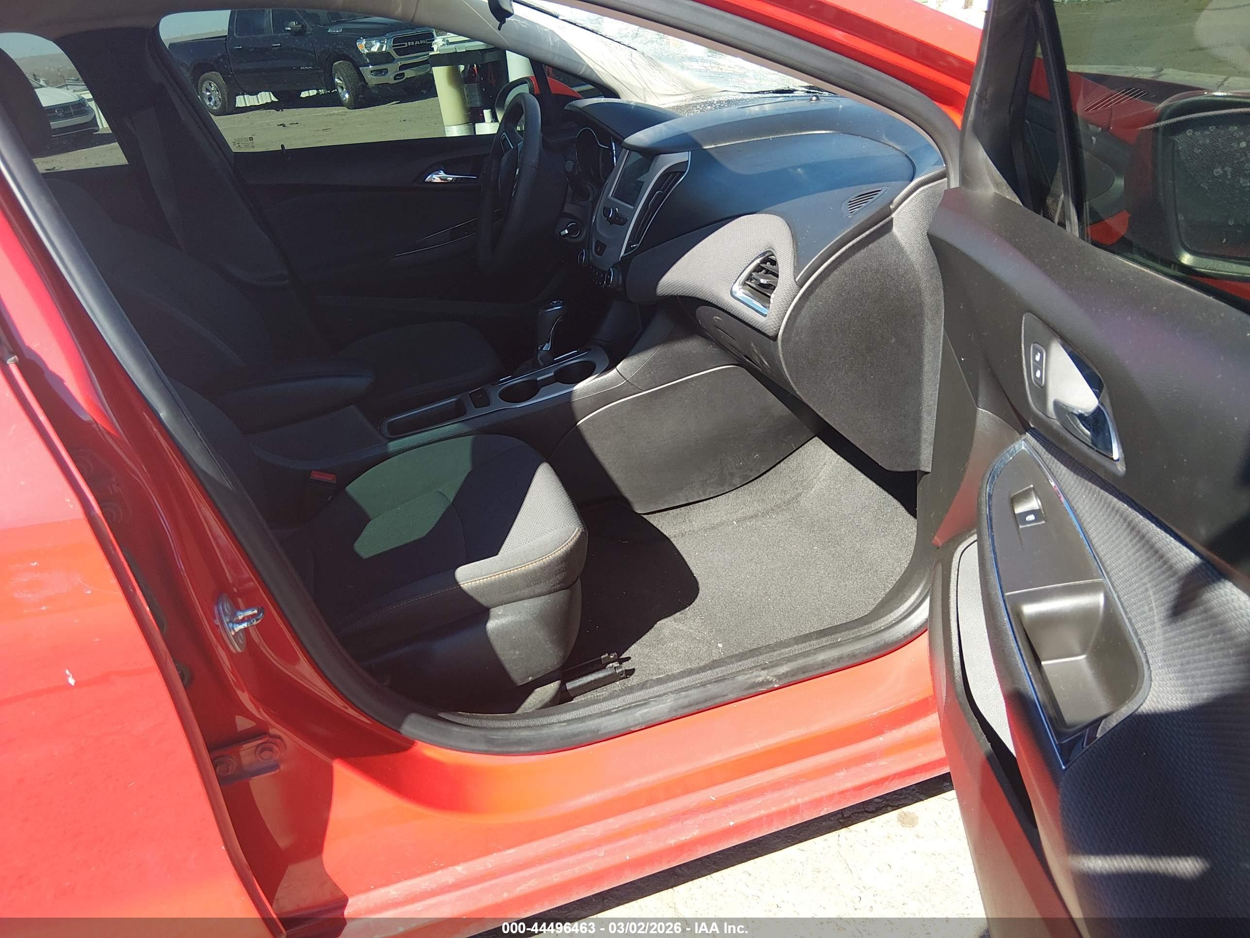 CHEVROLET CRUZE image 5