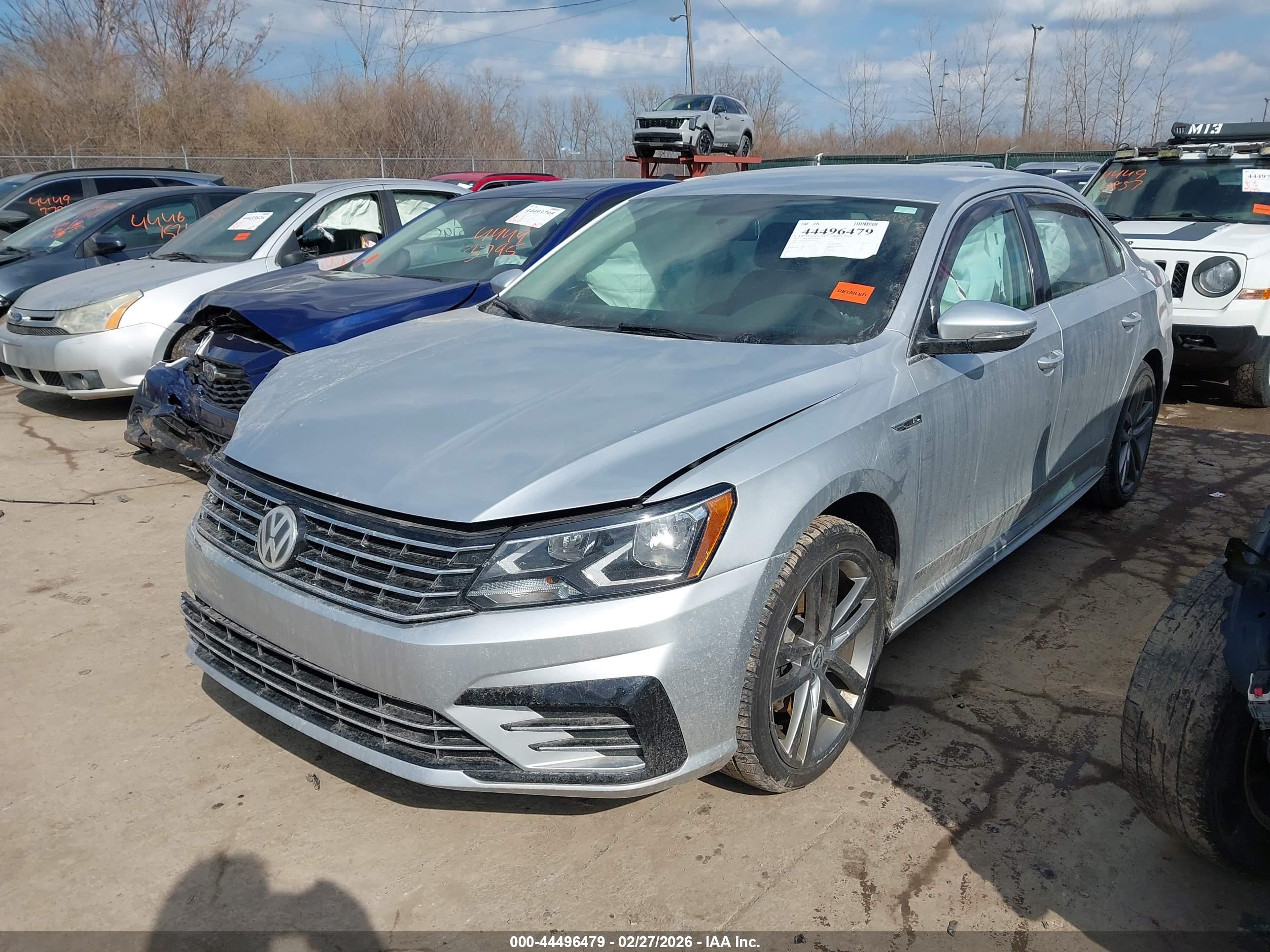 VOLKSWAGEN PASSAT image 2