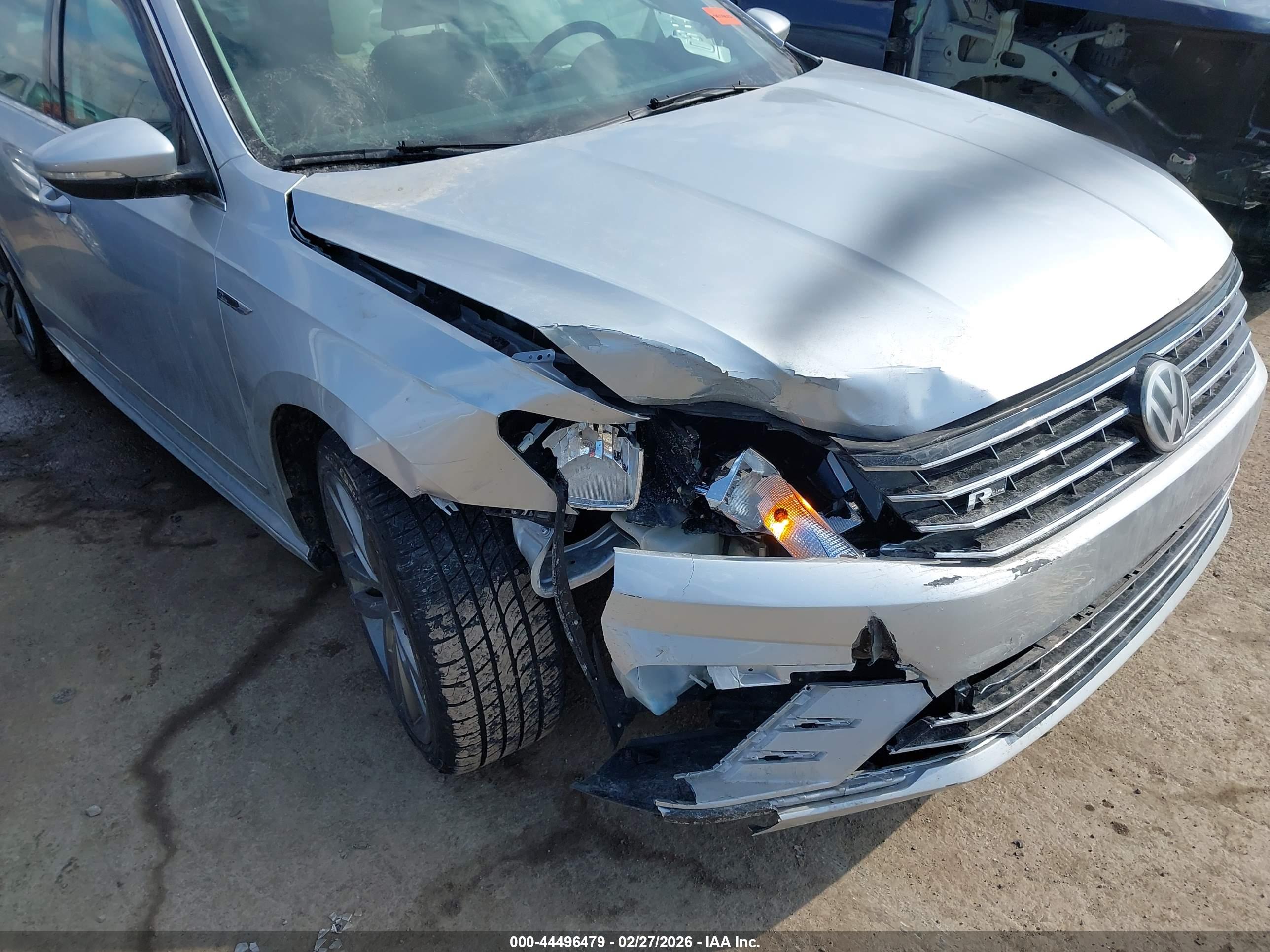 VOLKSWAGEN PASSAT image 6