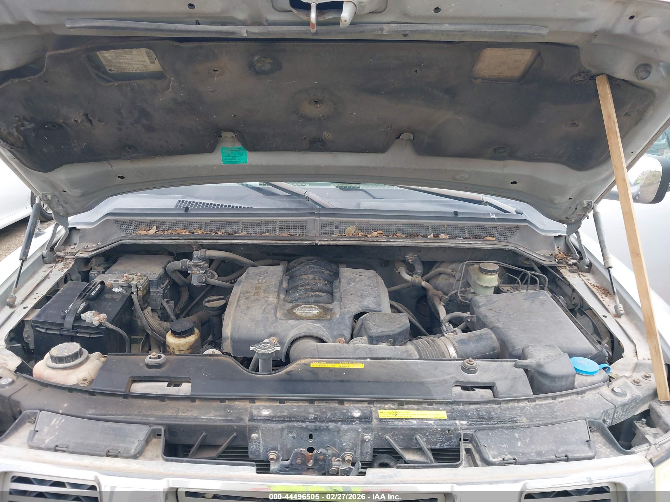 NISSAN TITAN image 10