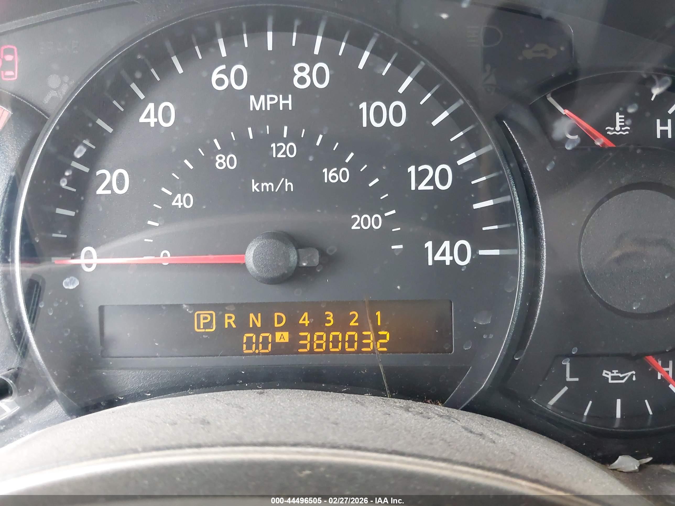 NISSAN TITAN image 7