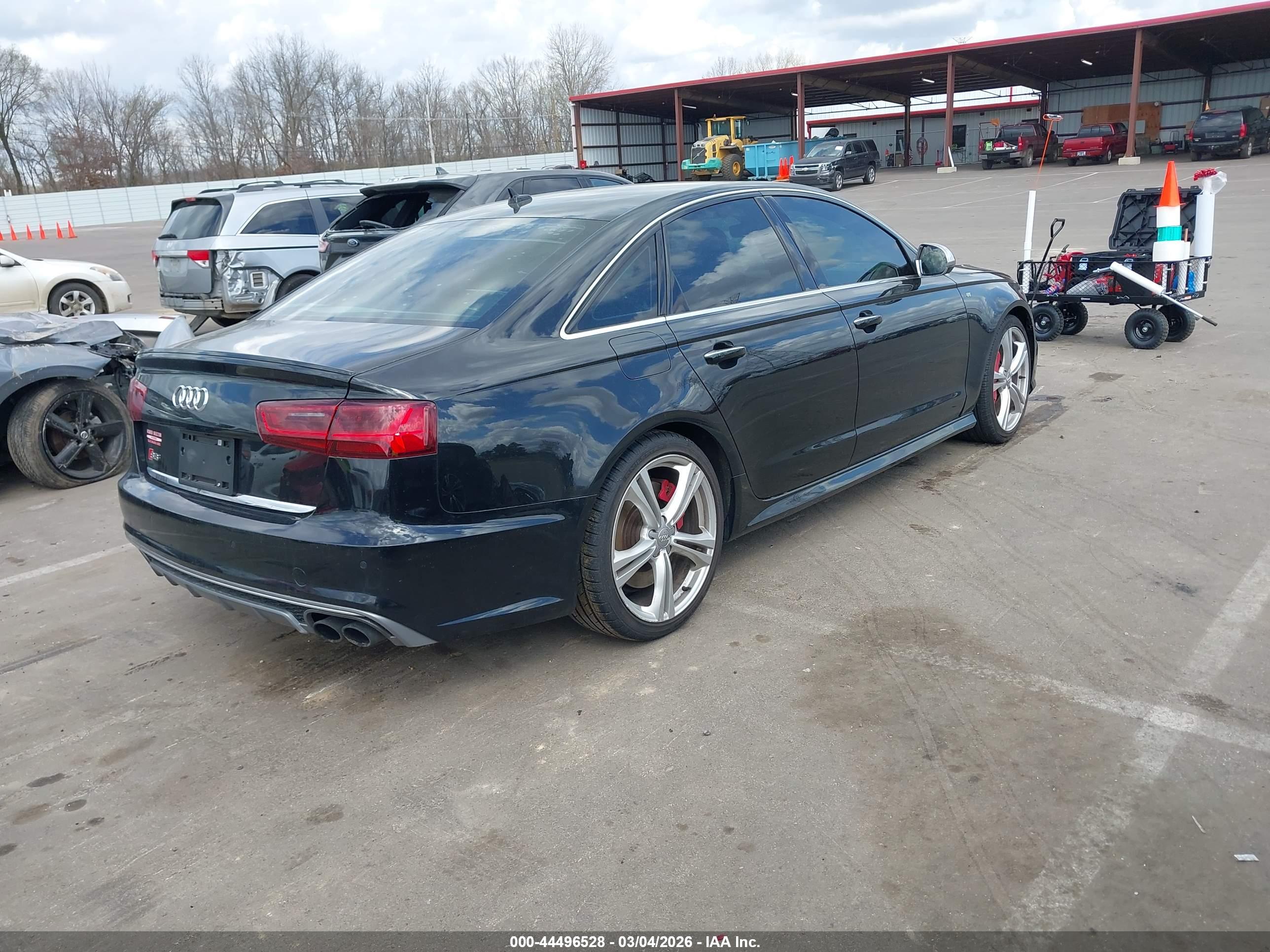 AUDI S6 image 4