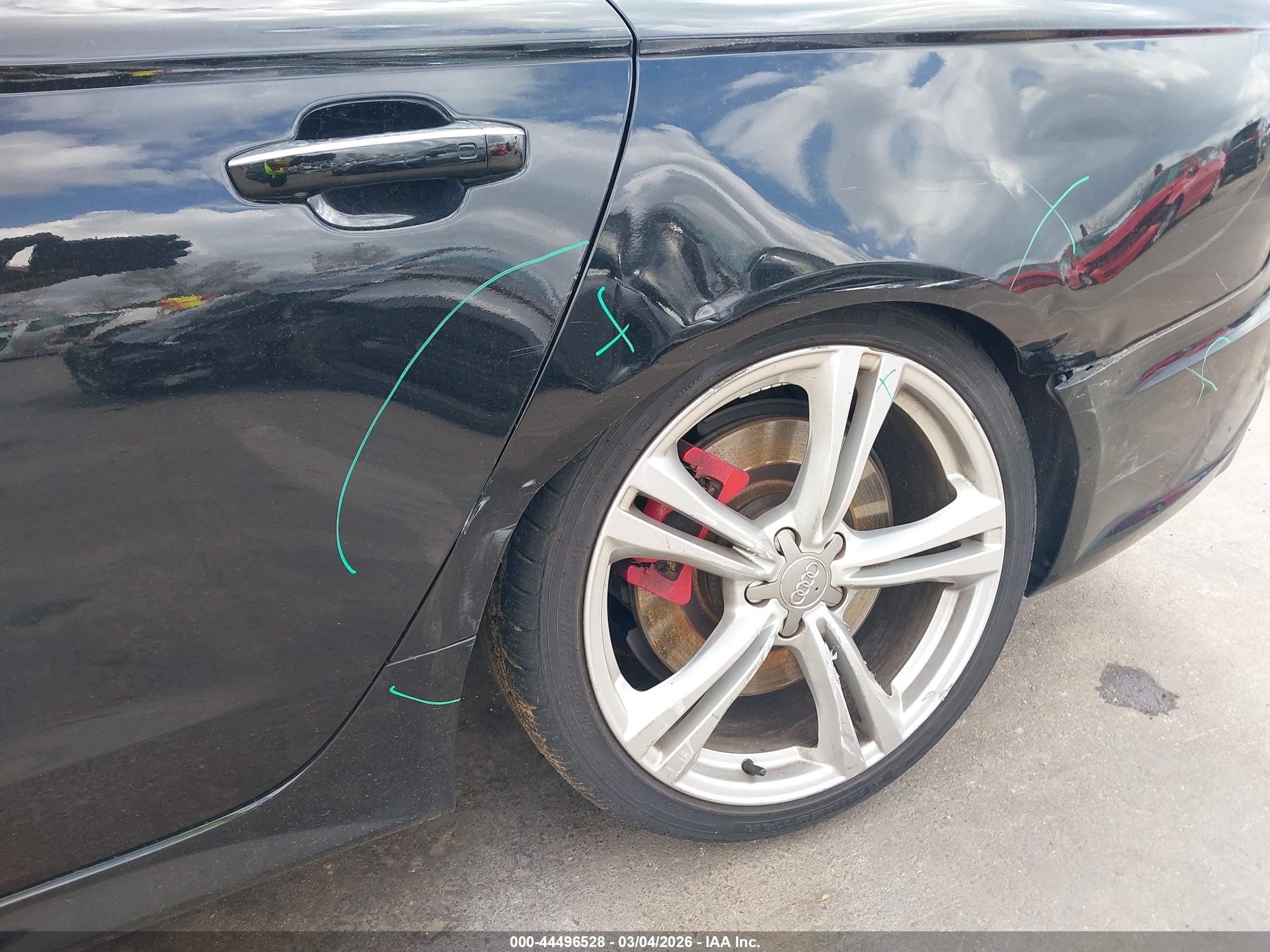 AUDI S6 image 6