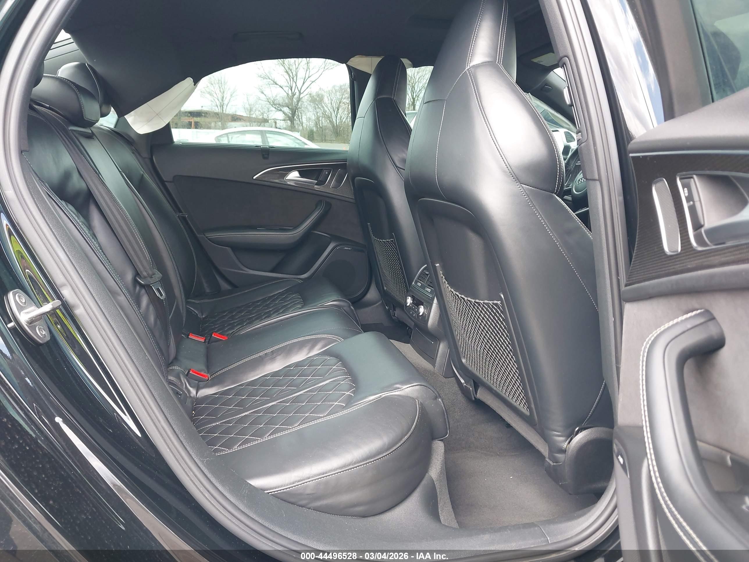 AUDI S6 image 8