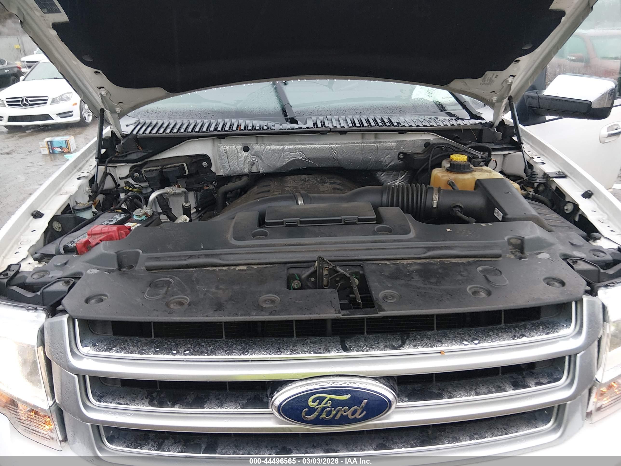 FORD EXPEDITION image 10