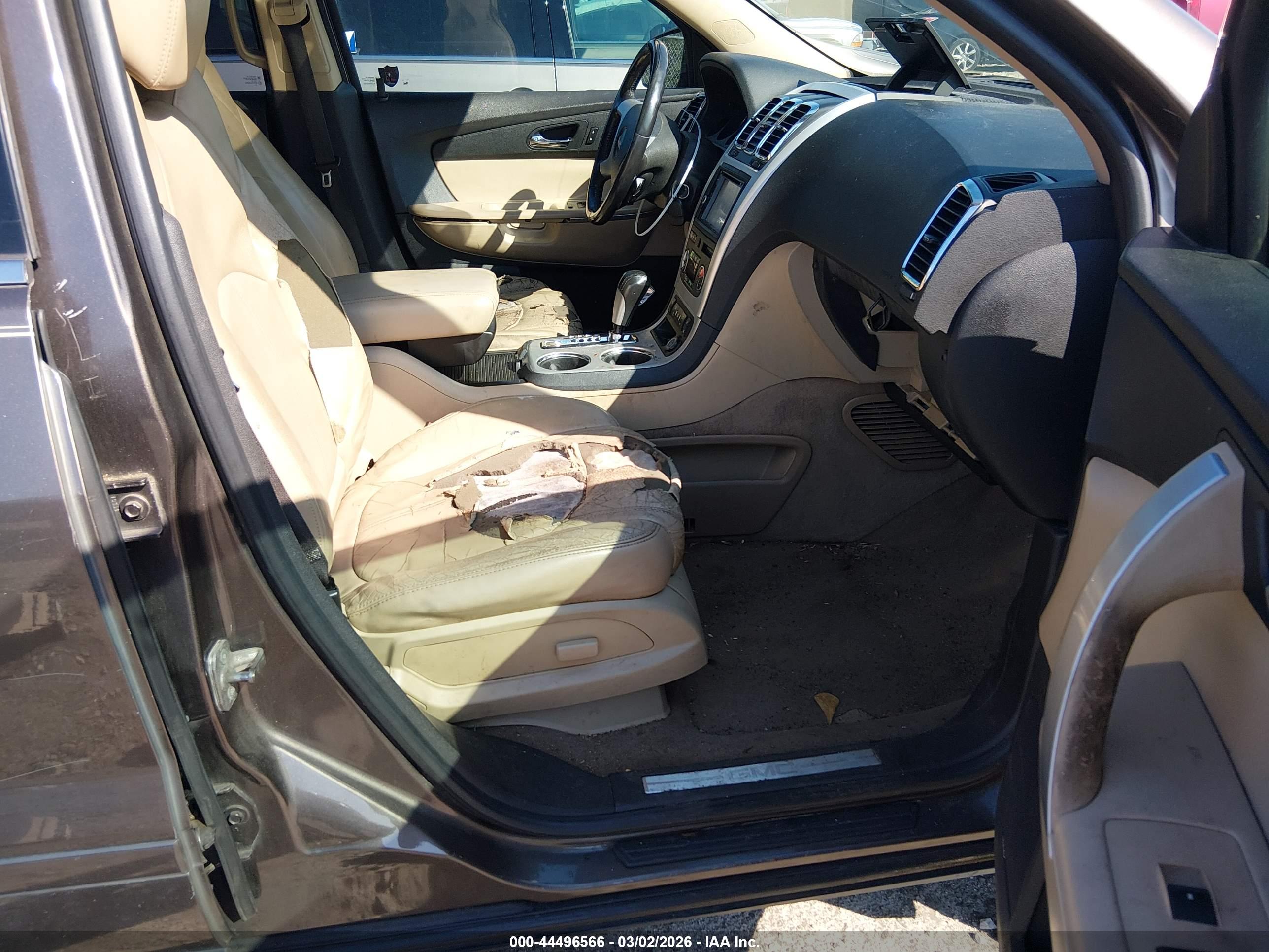 GMC ACADIA image 5