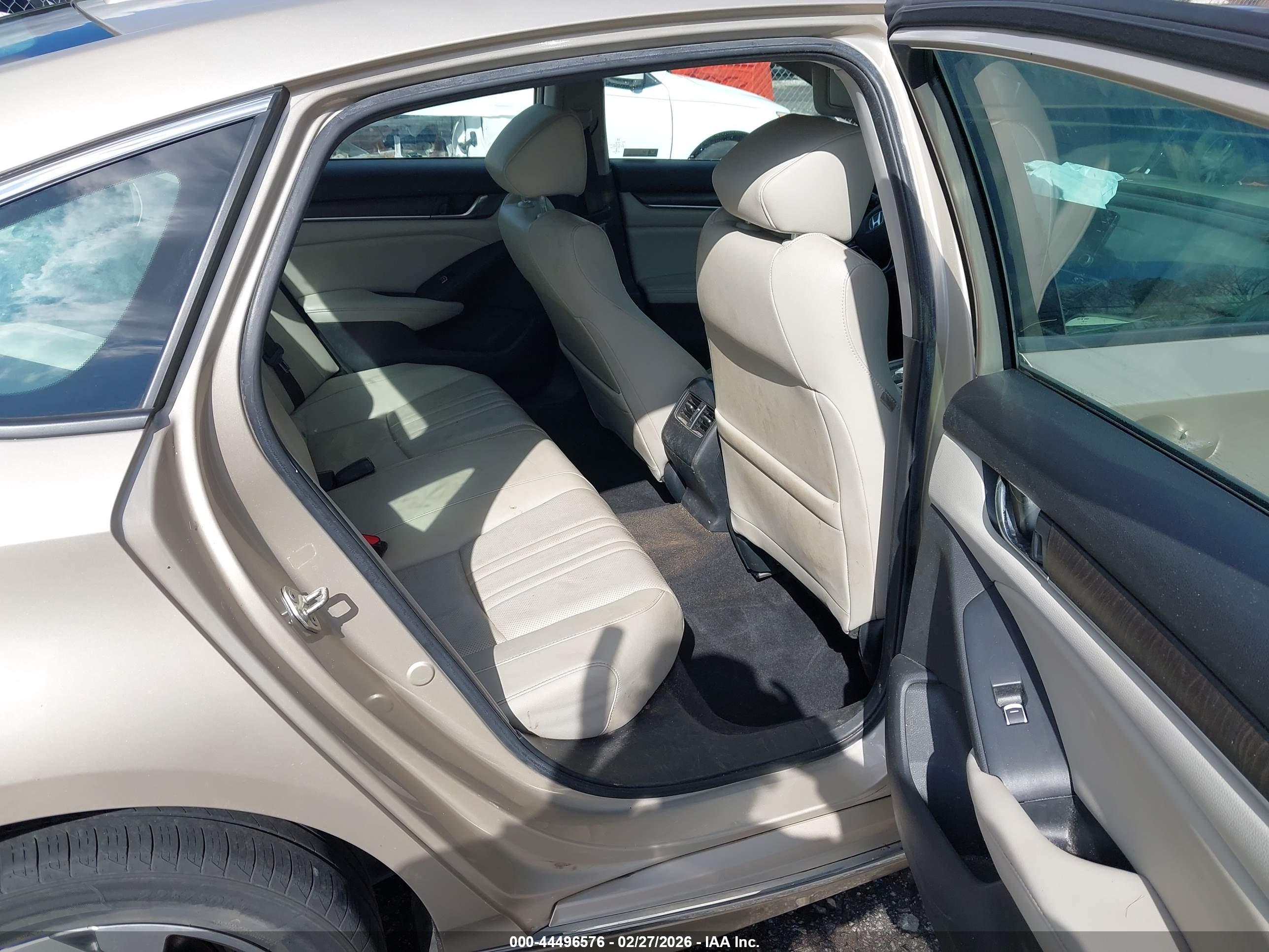 HONDA ACCORD image 8