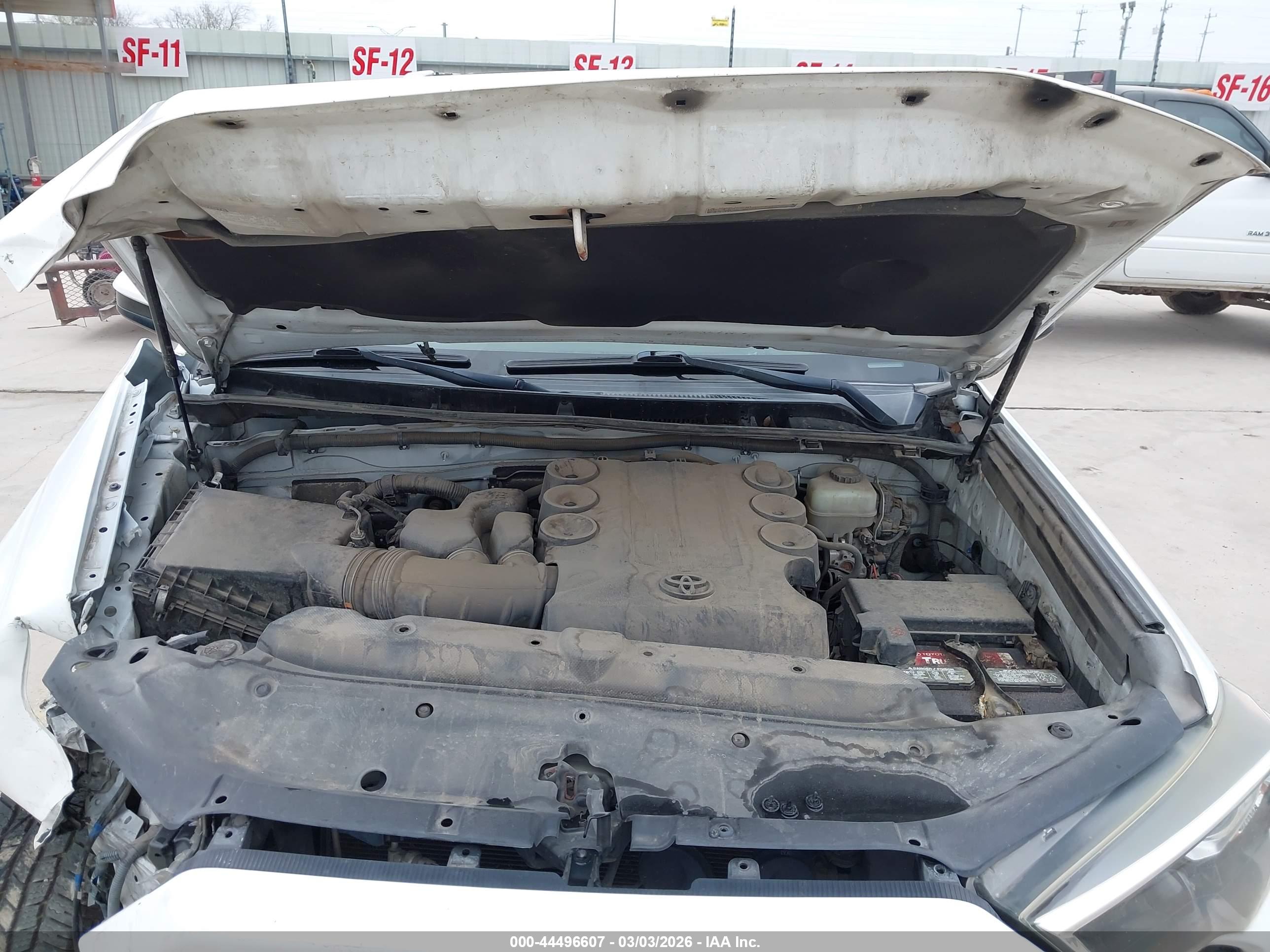 TOYOTA 4RUNNER image 10