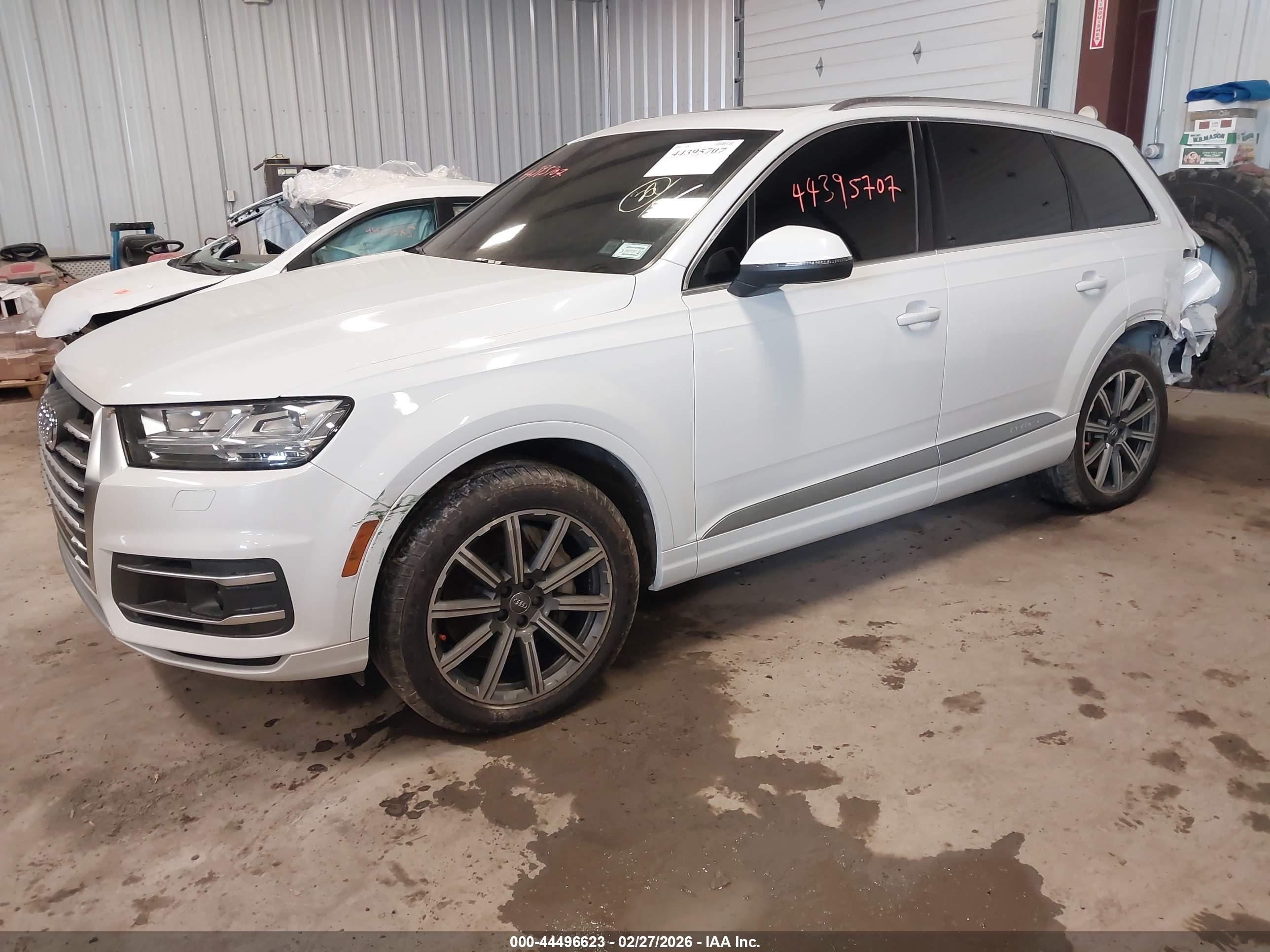AUDI Q7 image 2