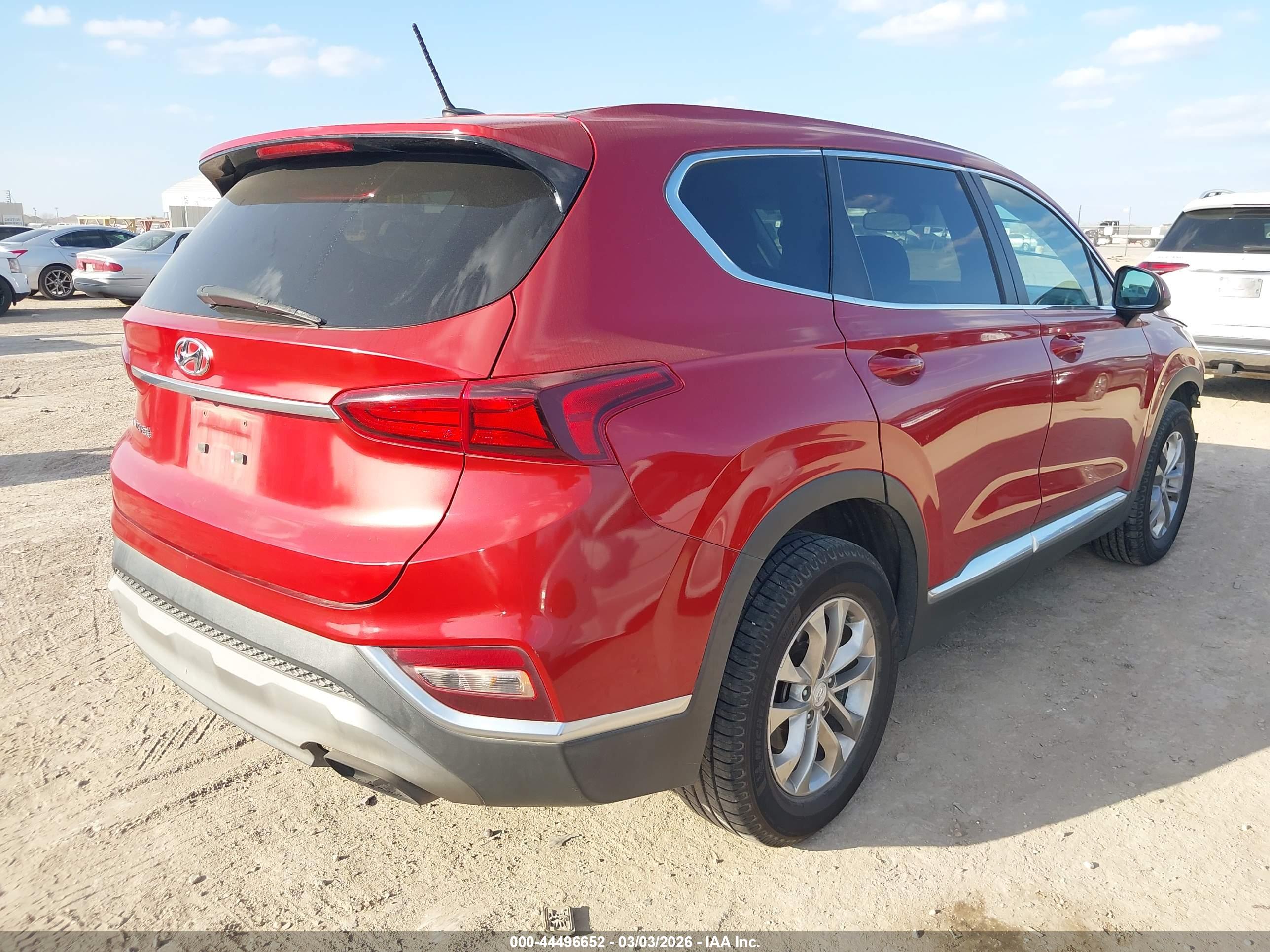 HYUNDAI SANTA image 4