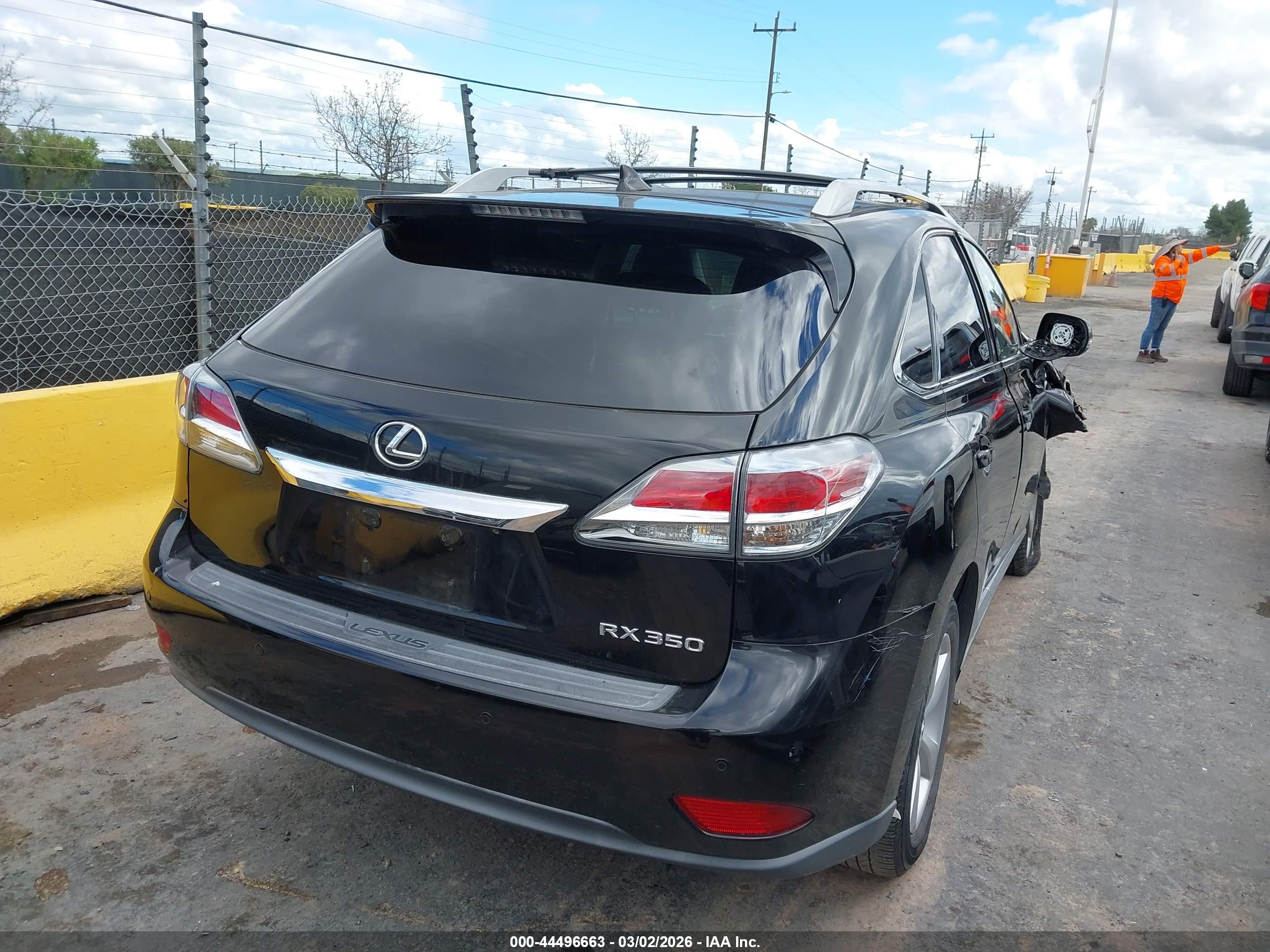 LEXUS RX image 4