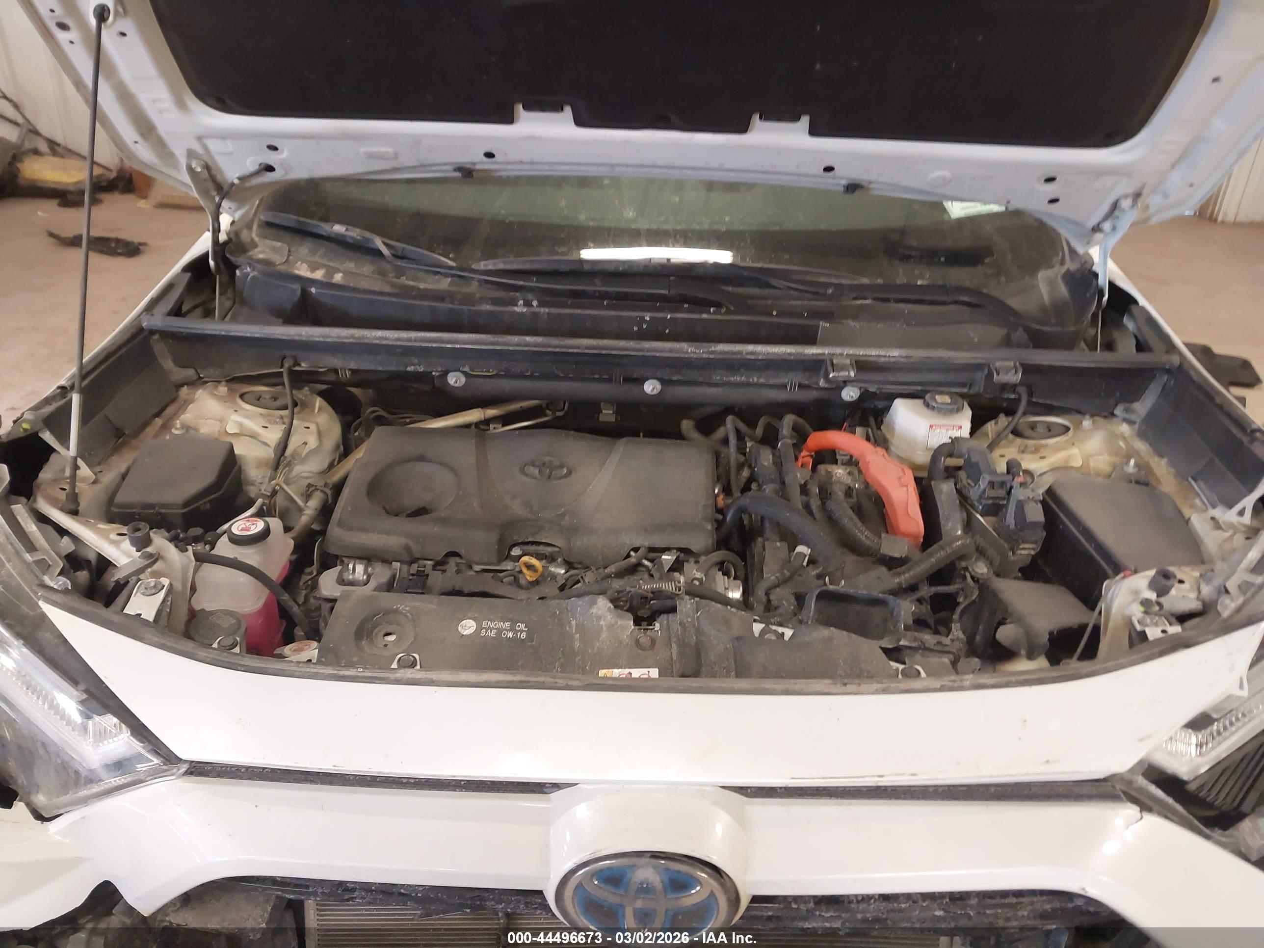 TOYOTA RAV4 image 10