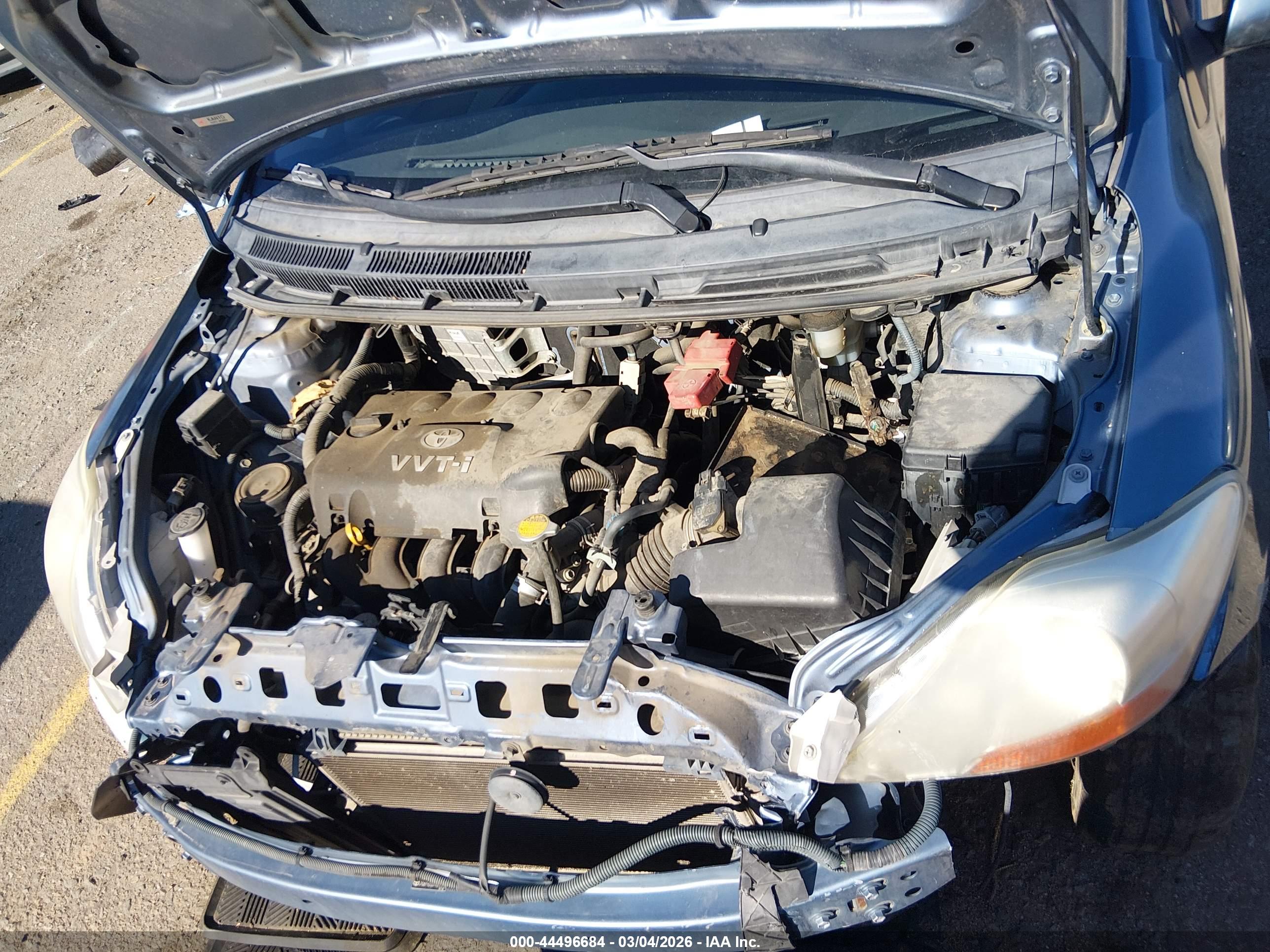 TOYOTA YARIS image 10