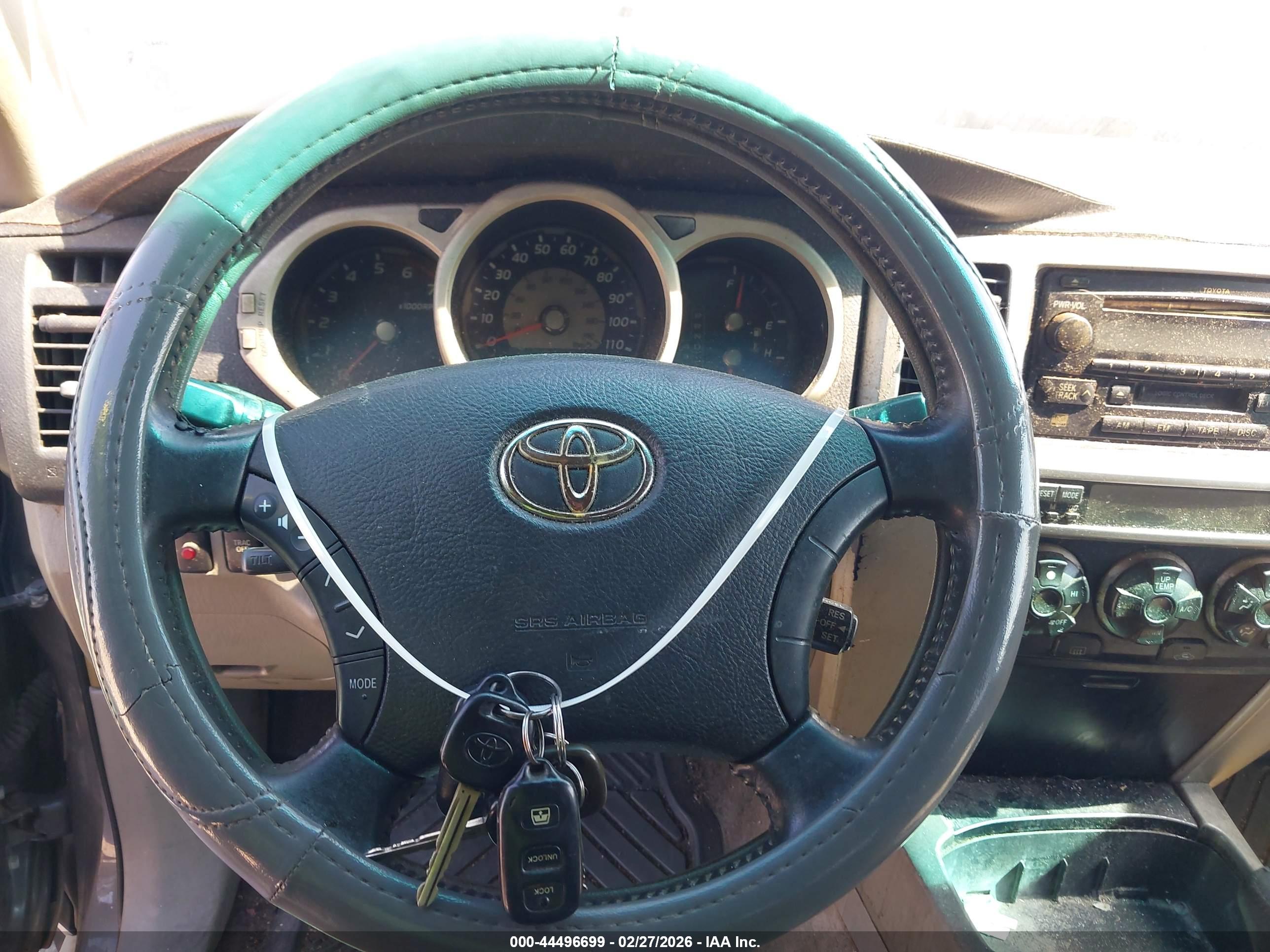 TOYOTA 4RUNNER image 11