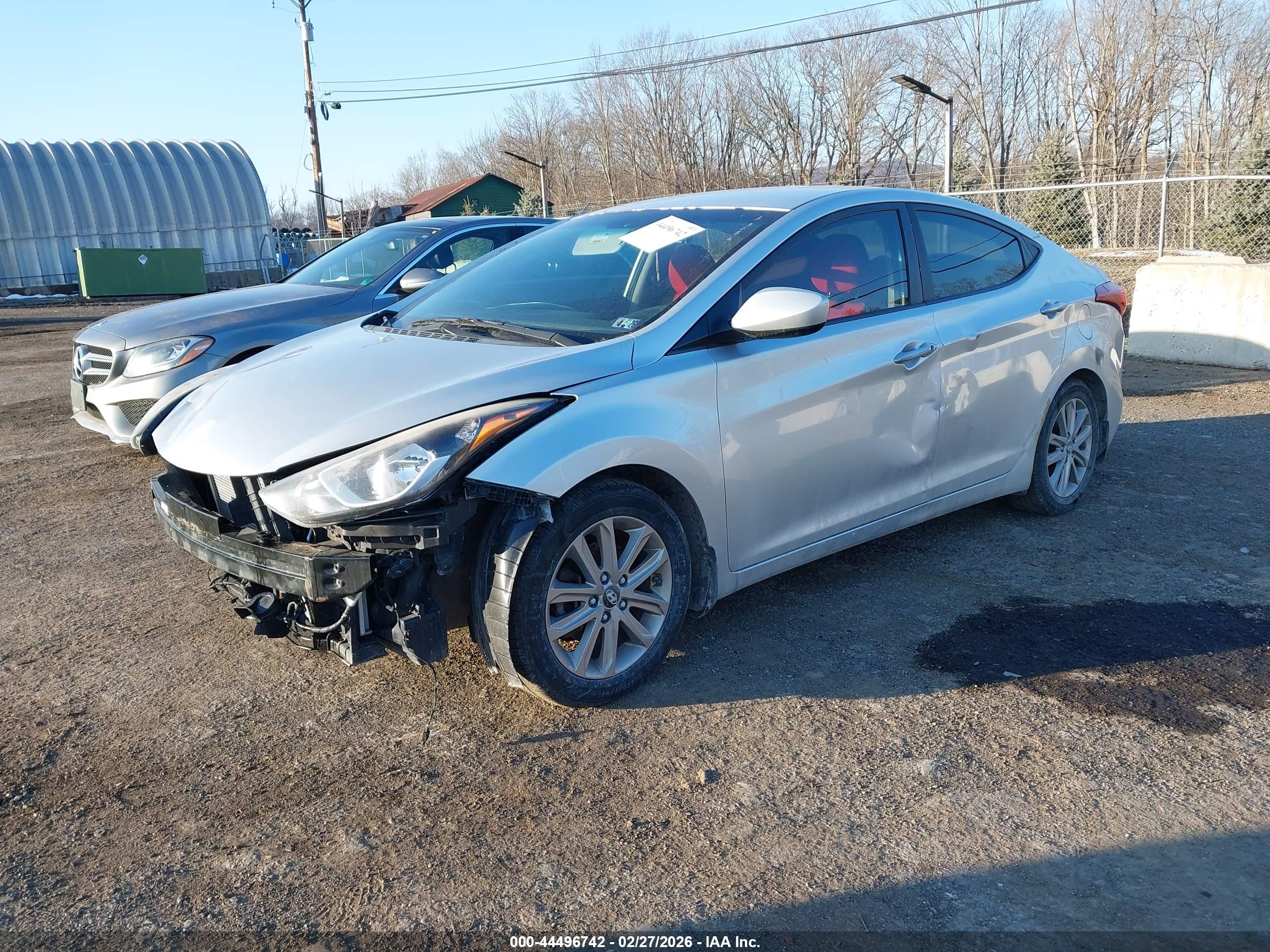HYUNDAI ELANTRA image 2
