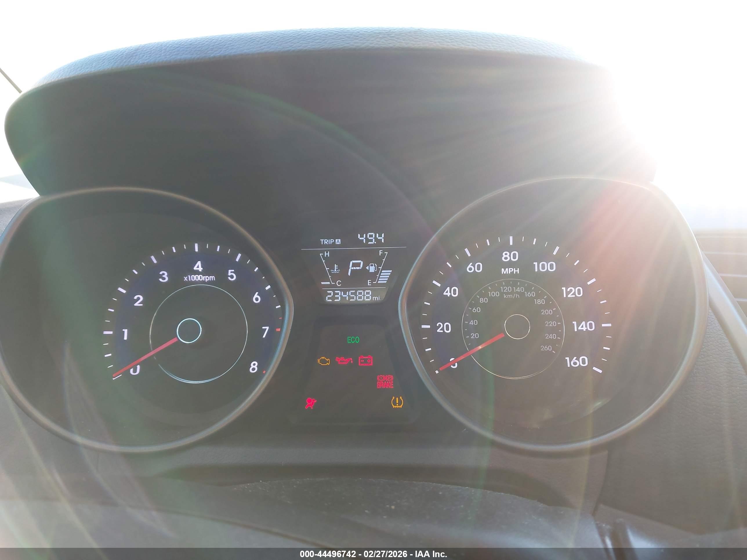 HYUNDAI ELANTRA image 7