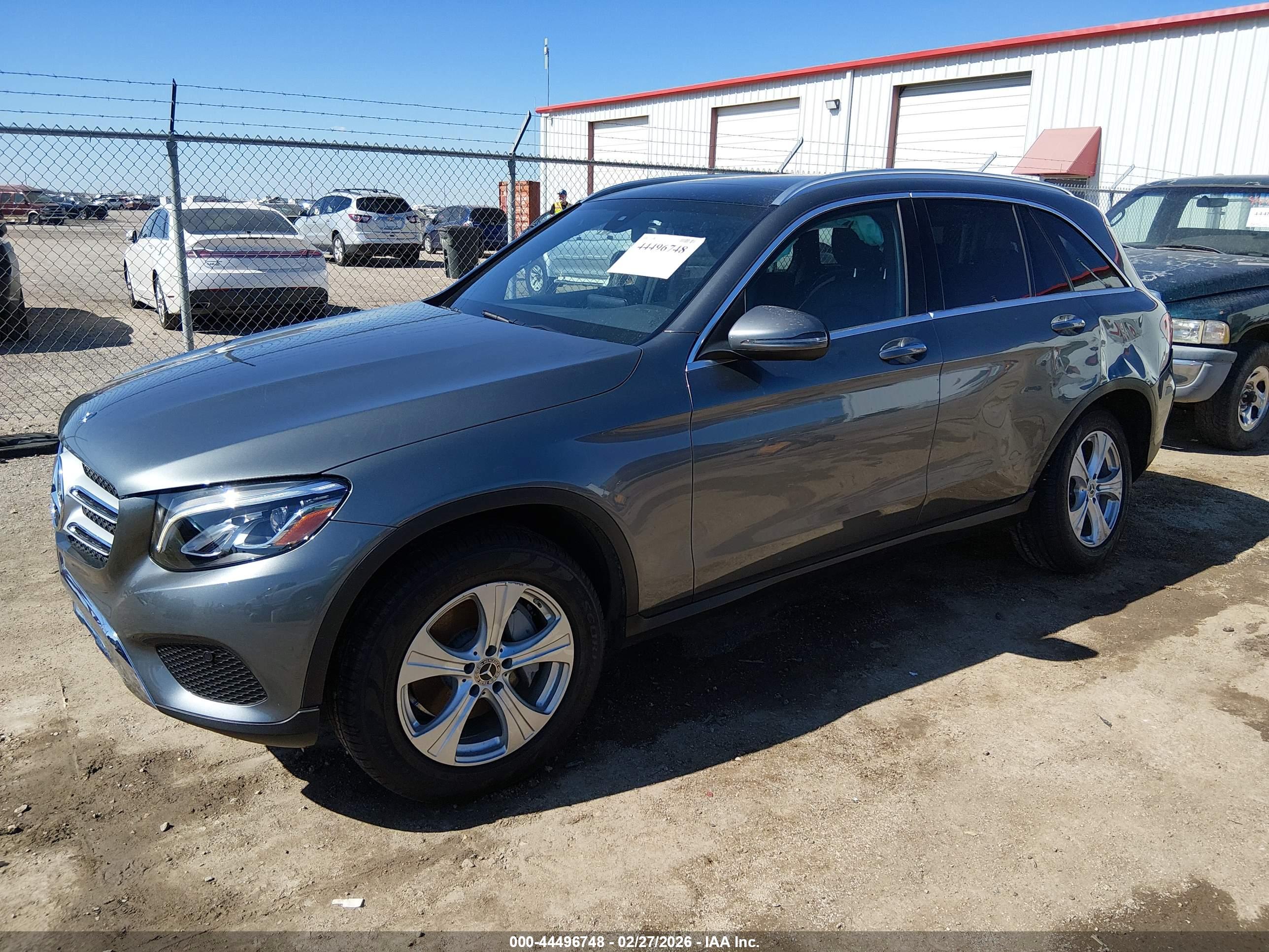 MERCEDES-BENZ GLC image 2