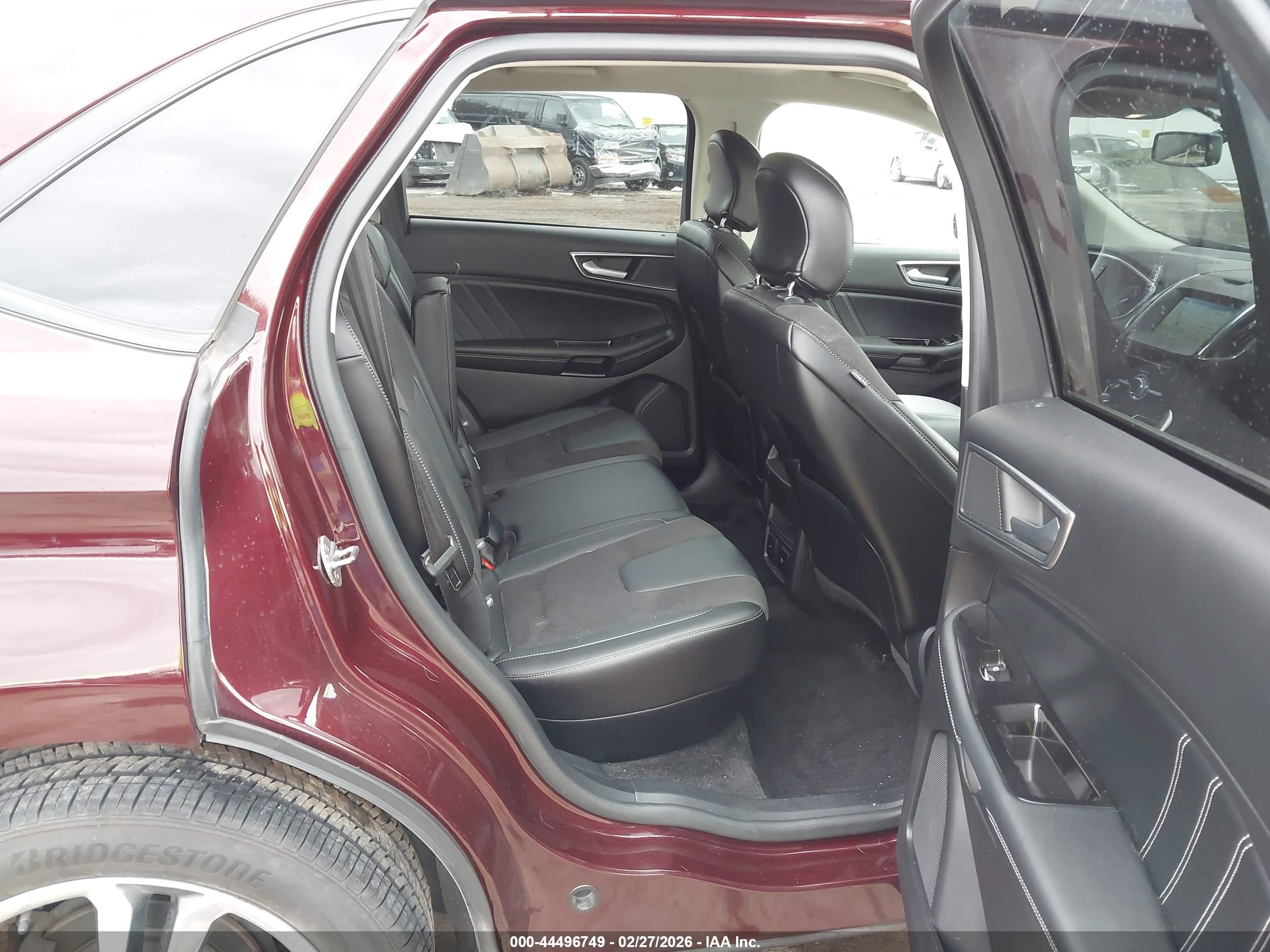 FORD EDGE image 8