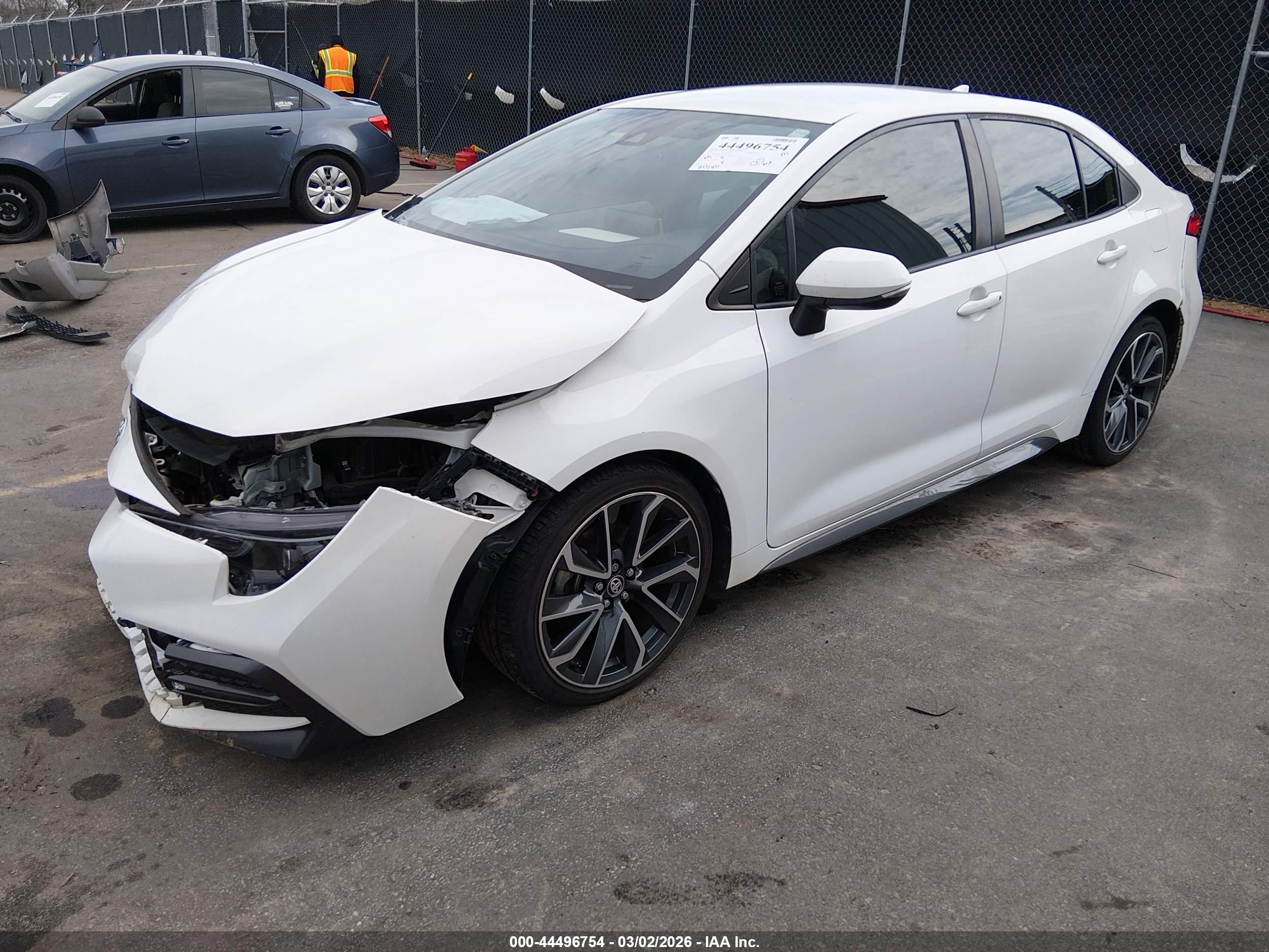TOYOTA COROLLA image 2