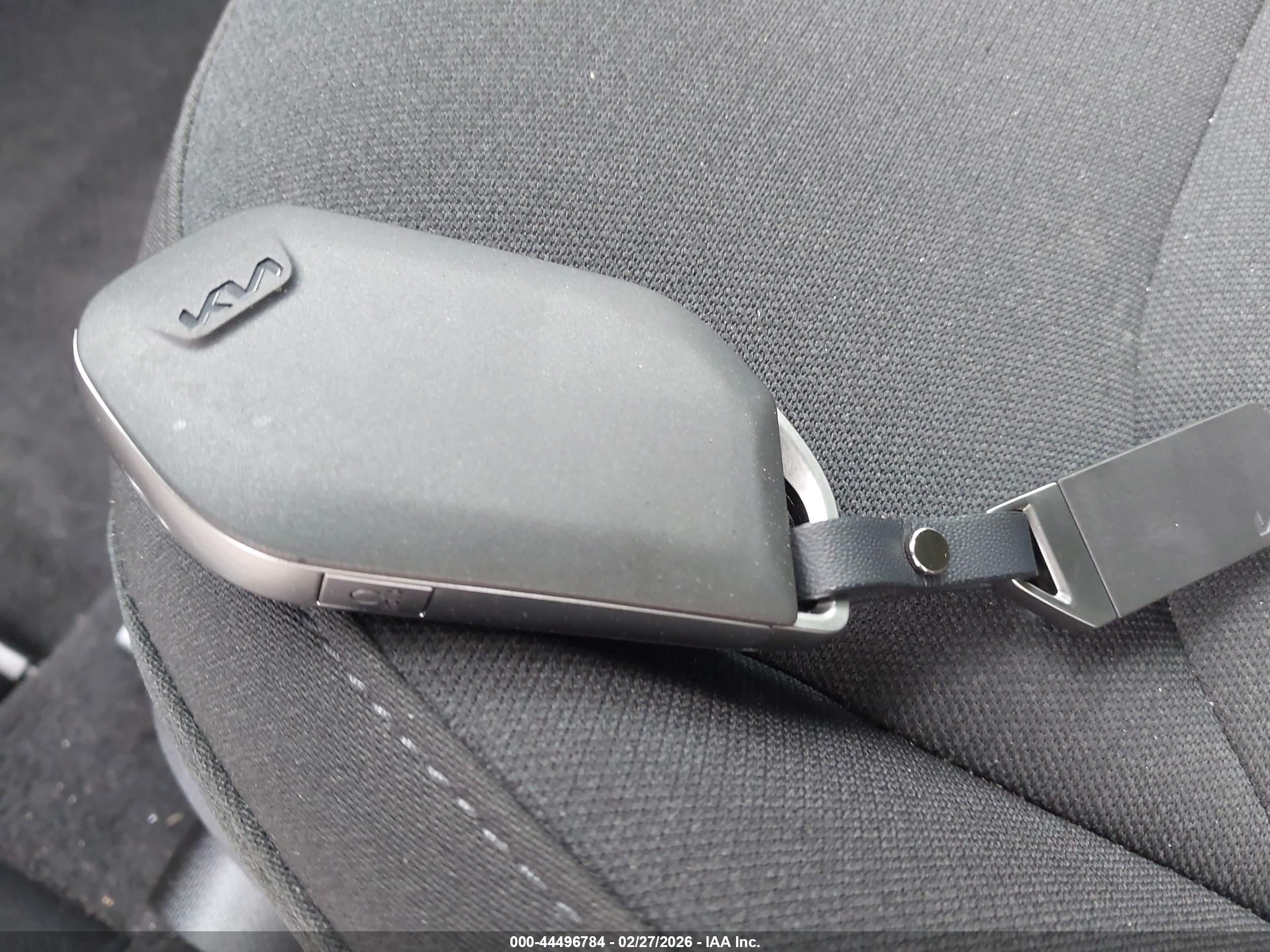 KIA K4 image 11