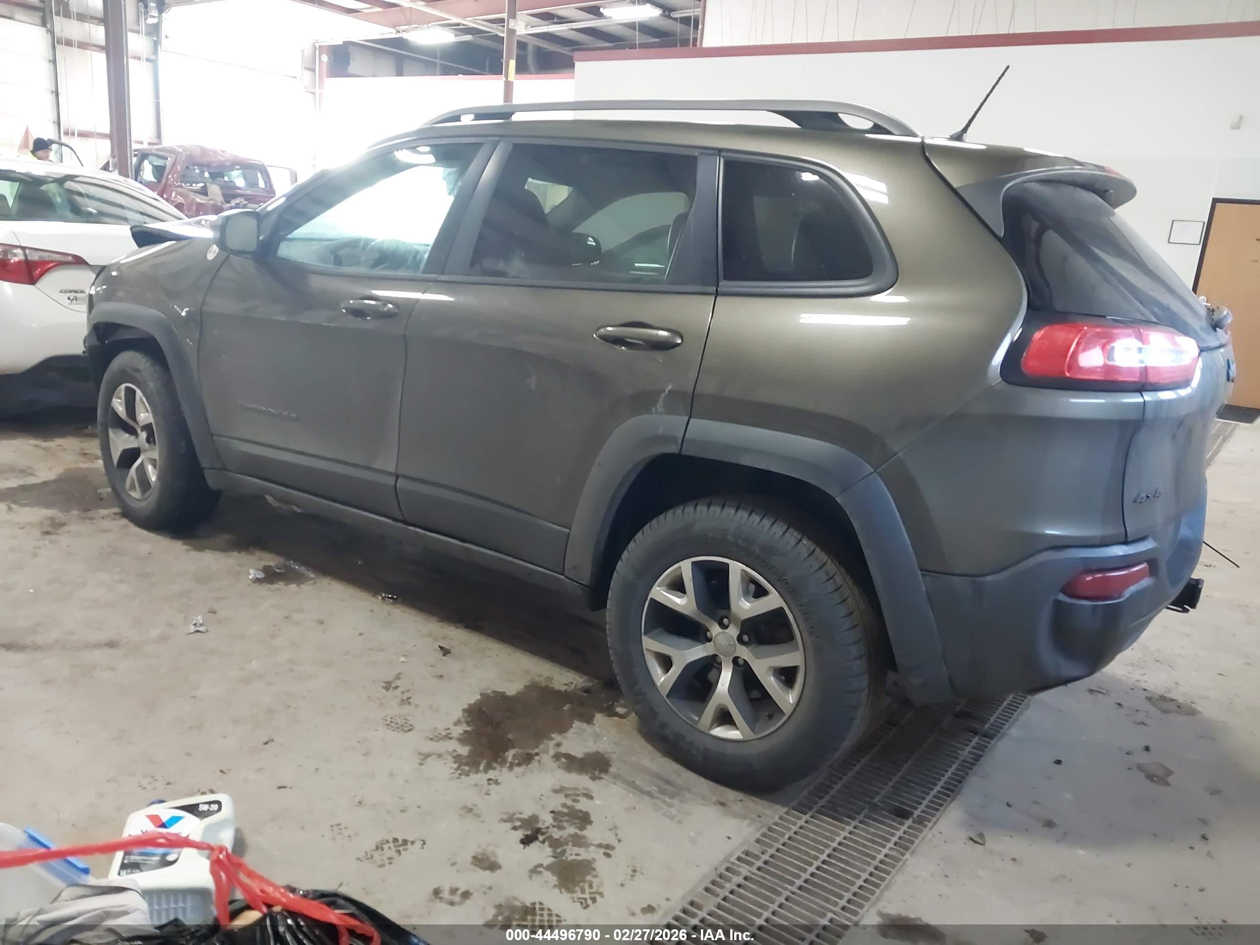JEEP CHEROKEE image 3