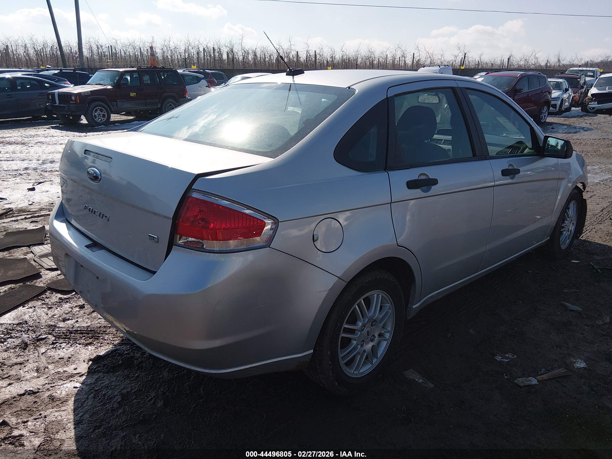 FORD FOCUS image 4