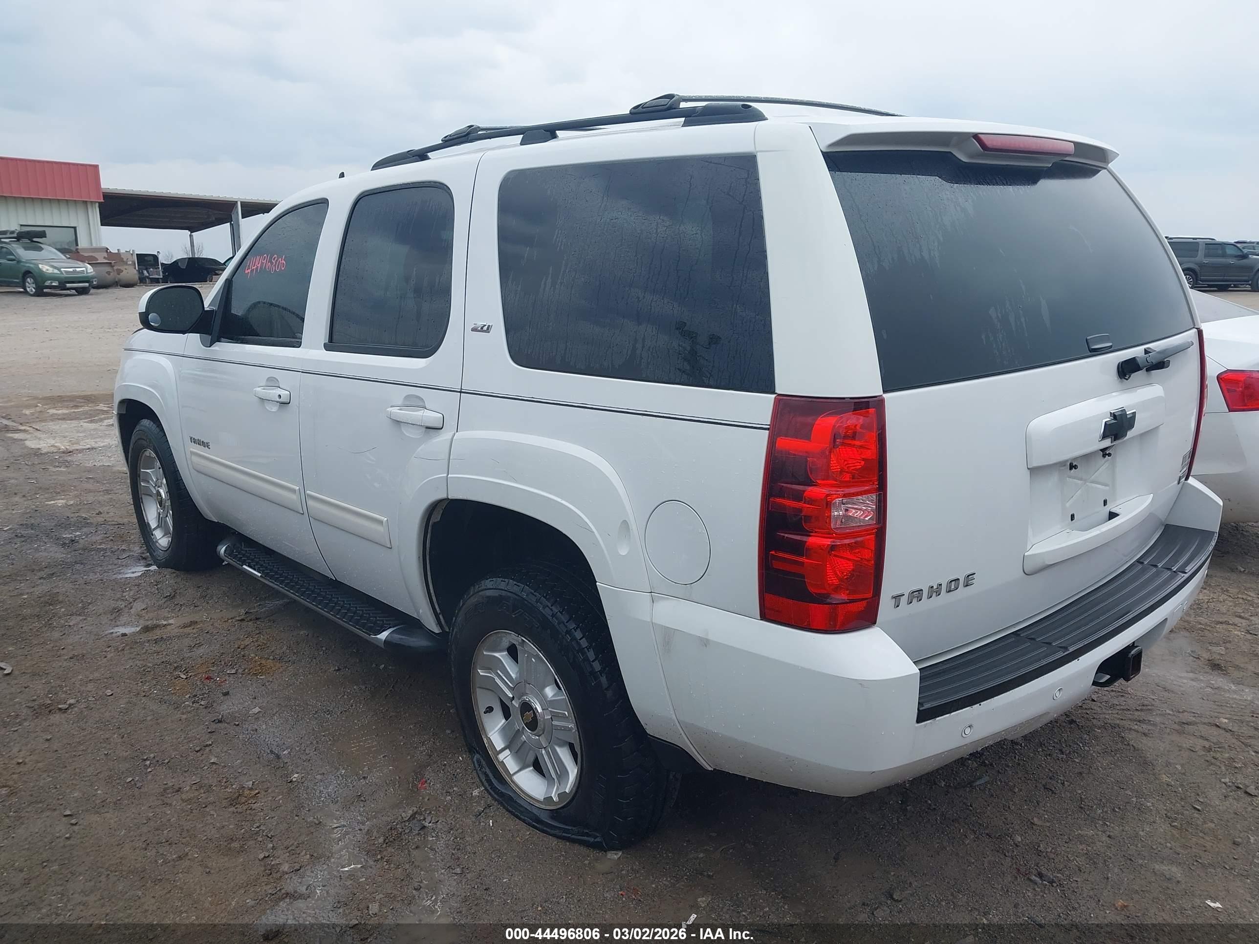 CHEVROLET TAHOE image 3