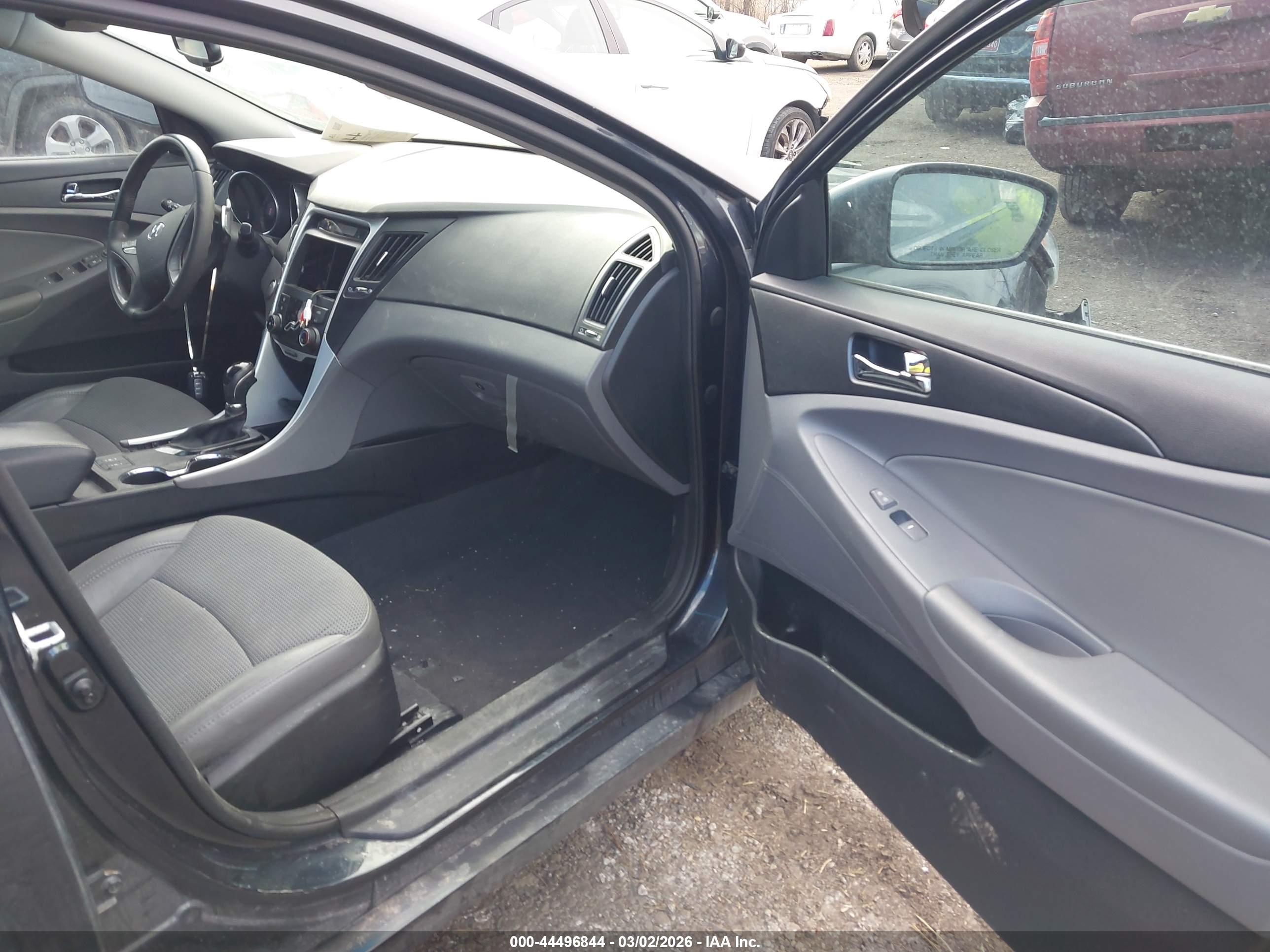 HYUNDAI SONATA image 5
