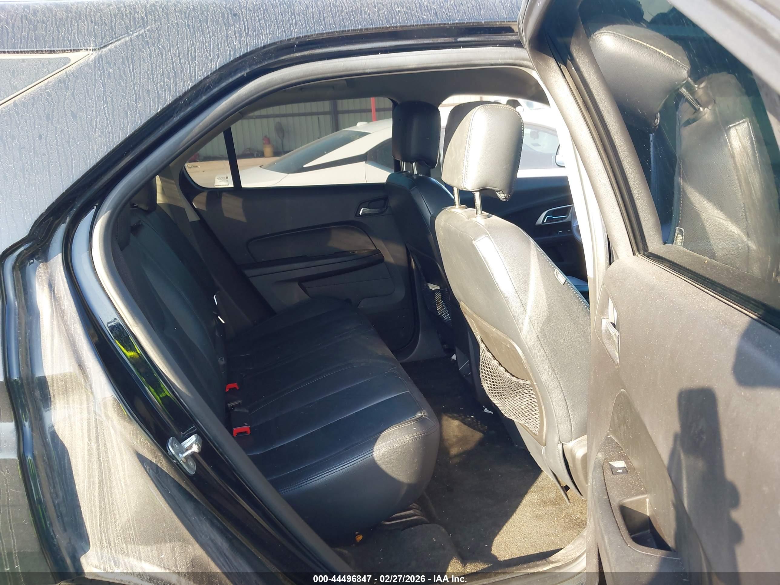 CHEVROLET EQUINOX image 8
