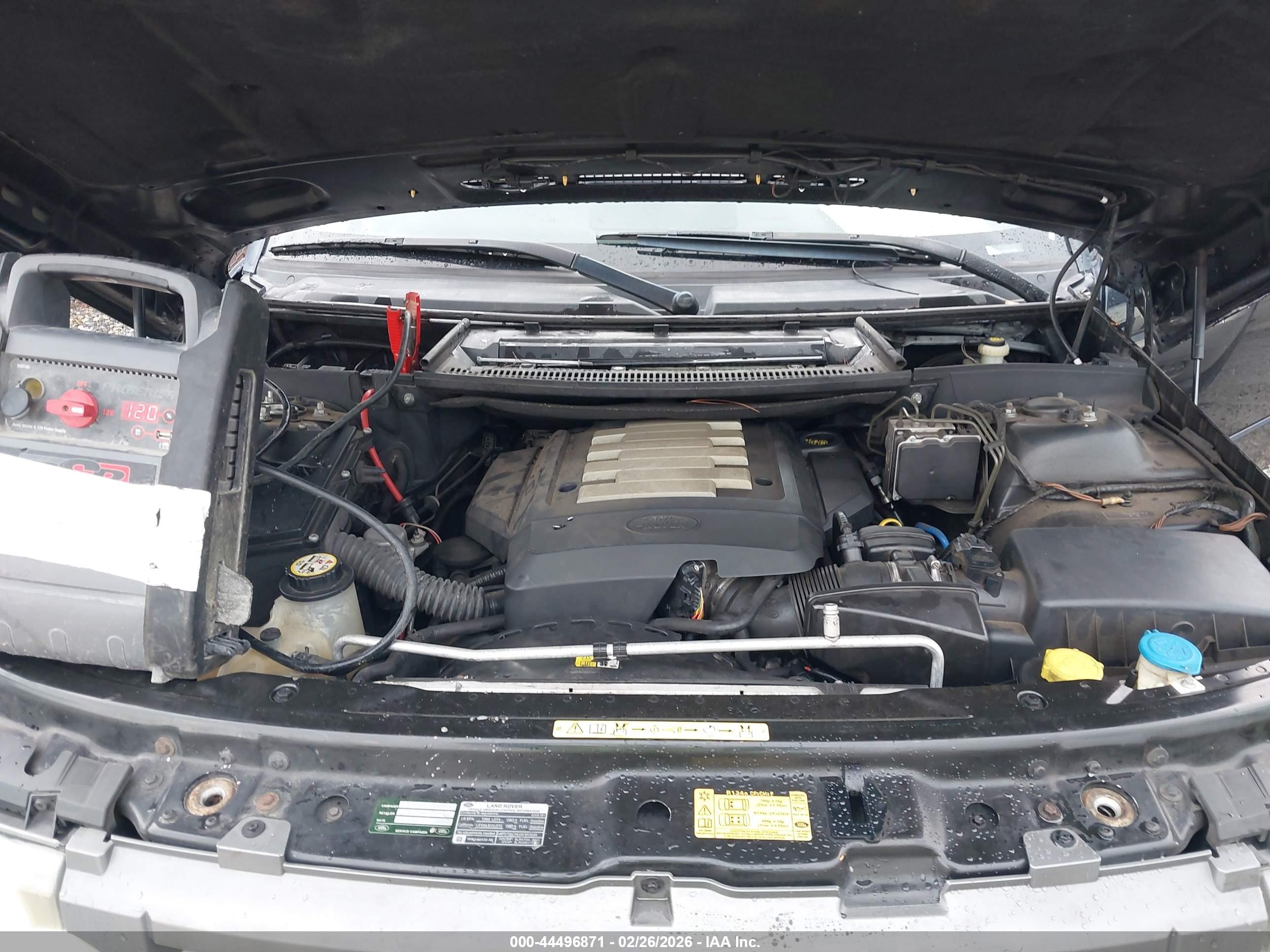 LAND ROVER image 10