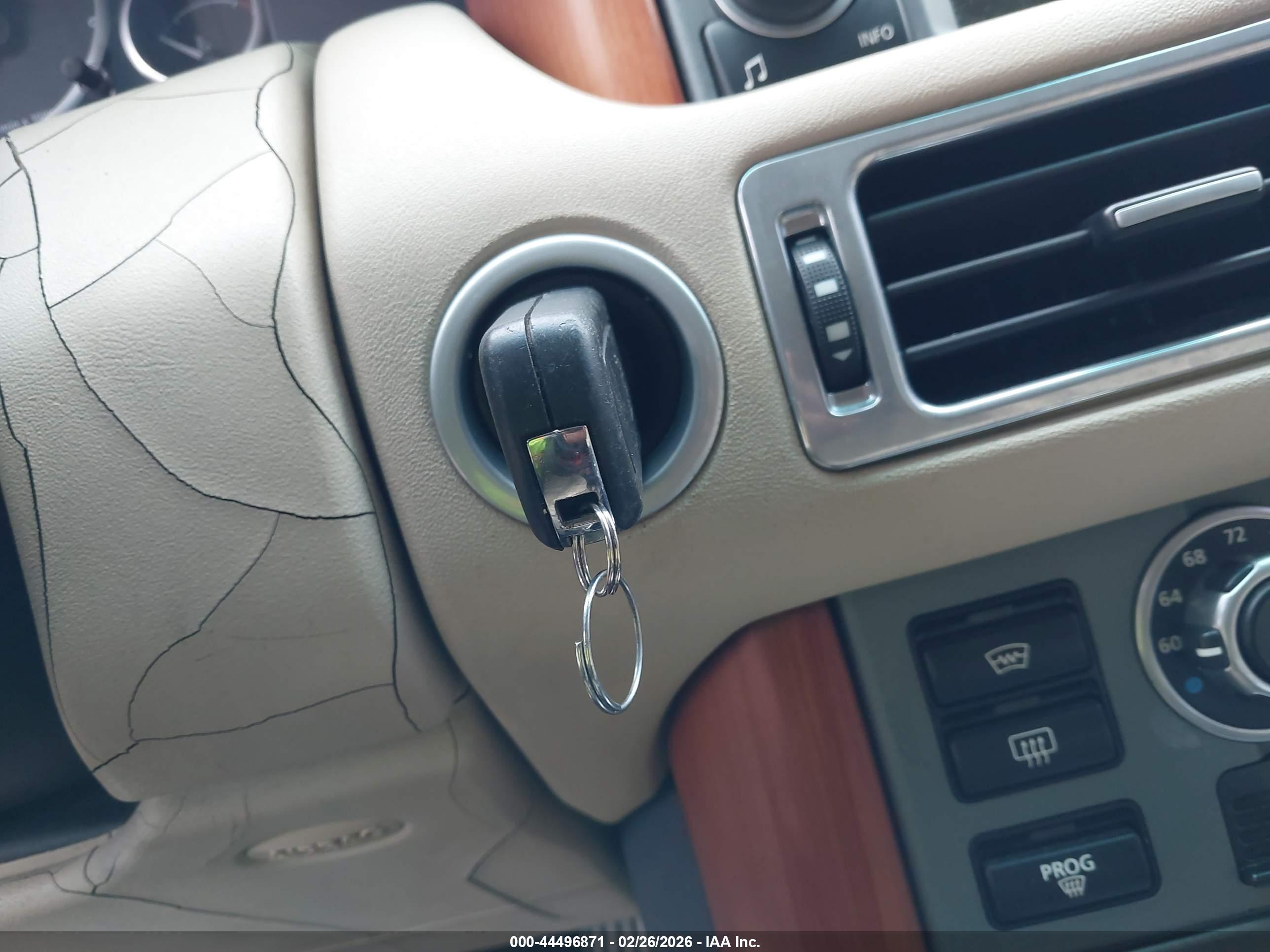 LAND ROVER image 11