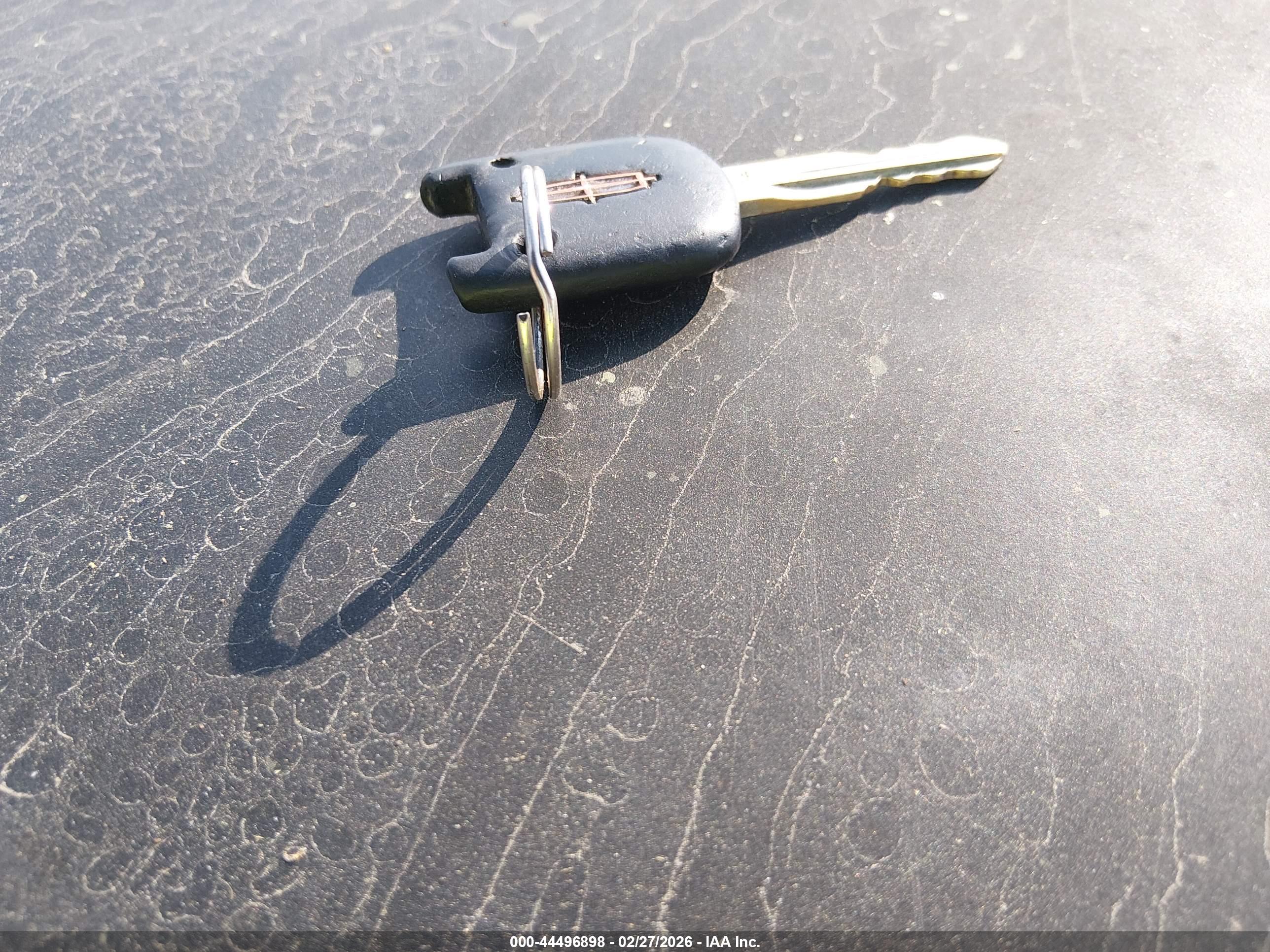 LINCOLN TOWN image 11