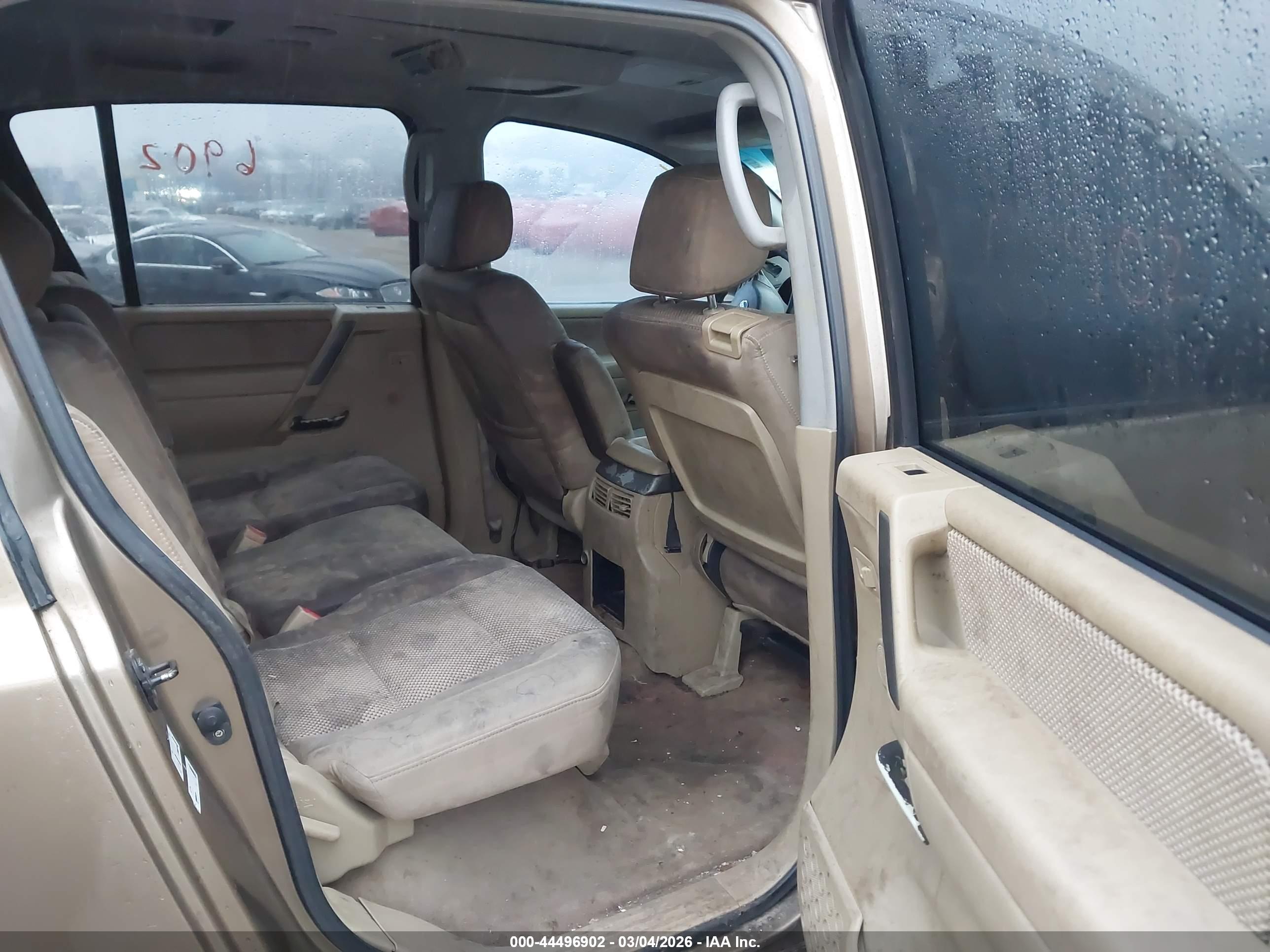 NISSAN ARMADA image 8