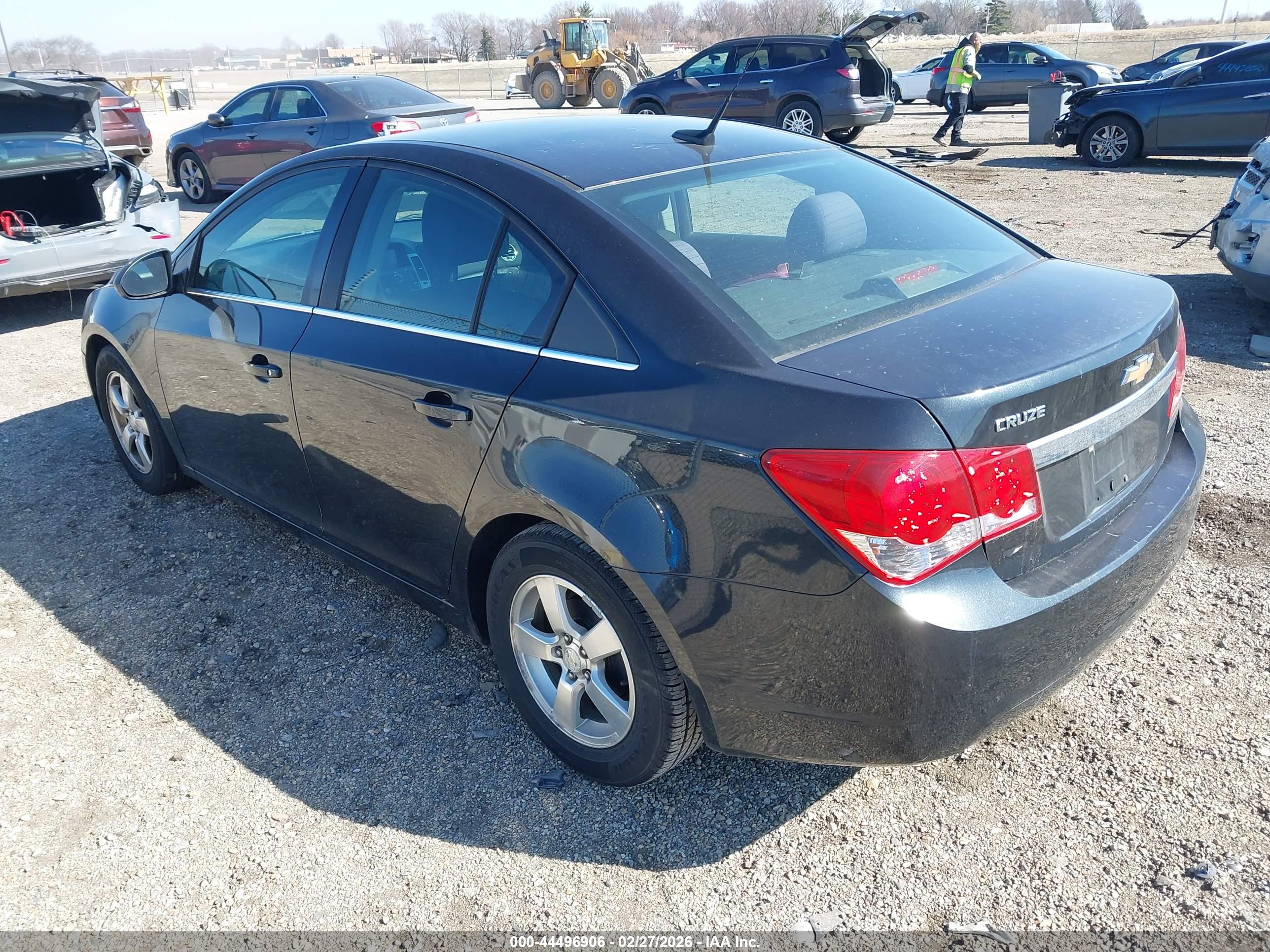 CHEVROLET CRUZE image 3